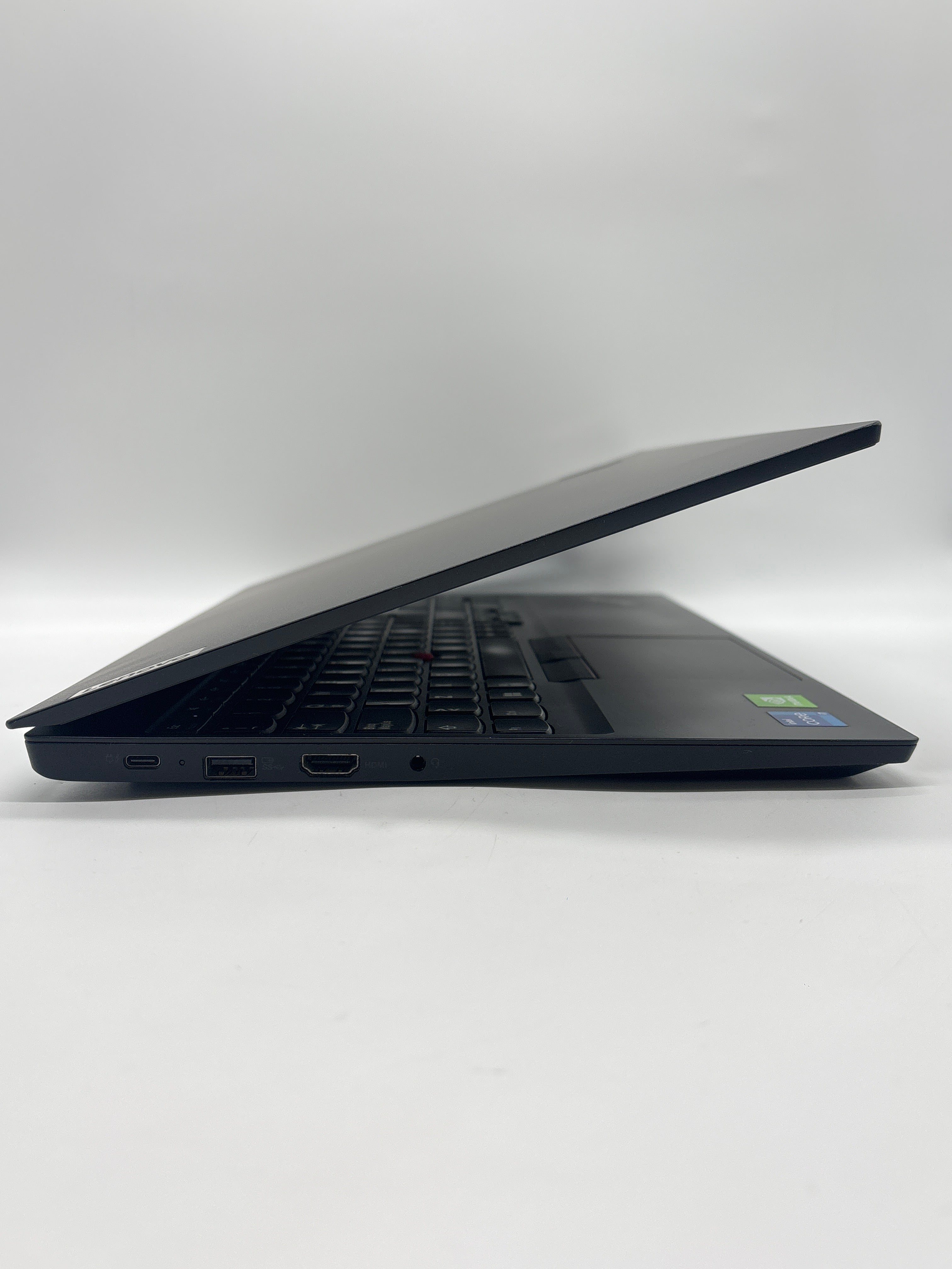 Lenovo Thinkpad E15 Gen 2 i7-1165G7 16GB RAM 512GB SSD - Spanish Layout