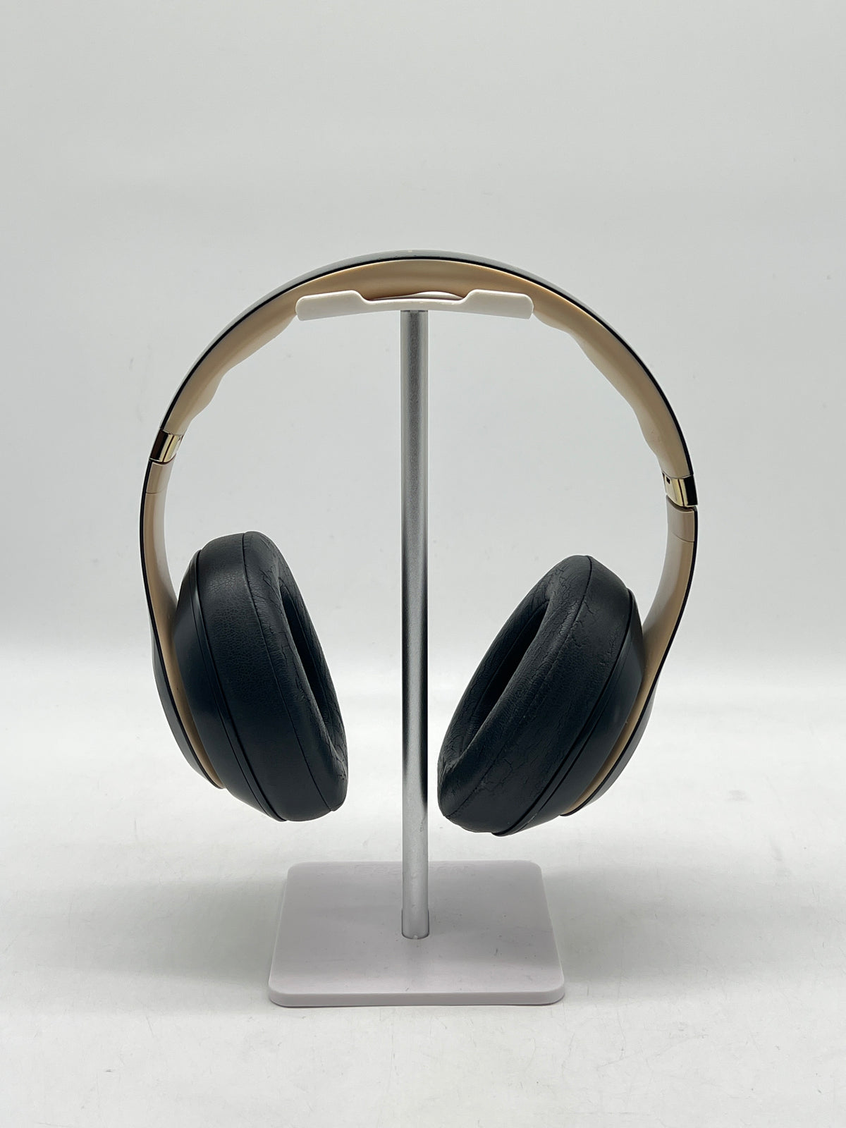 Beats Studio3 Wireless Over-Ear Bluetooth Headphones Blue