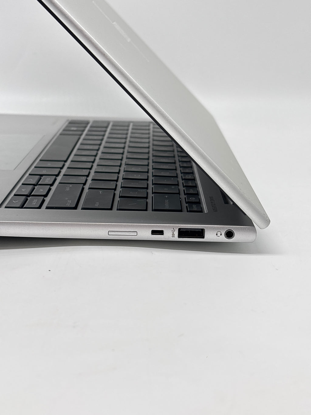 HP EliteBook 840 G9 i7-1265U 16GB RAM 512GB SSD - Used
