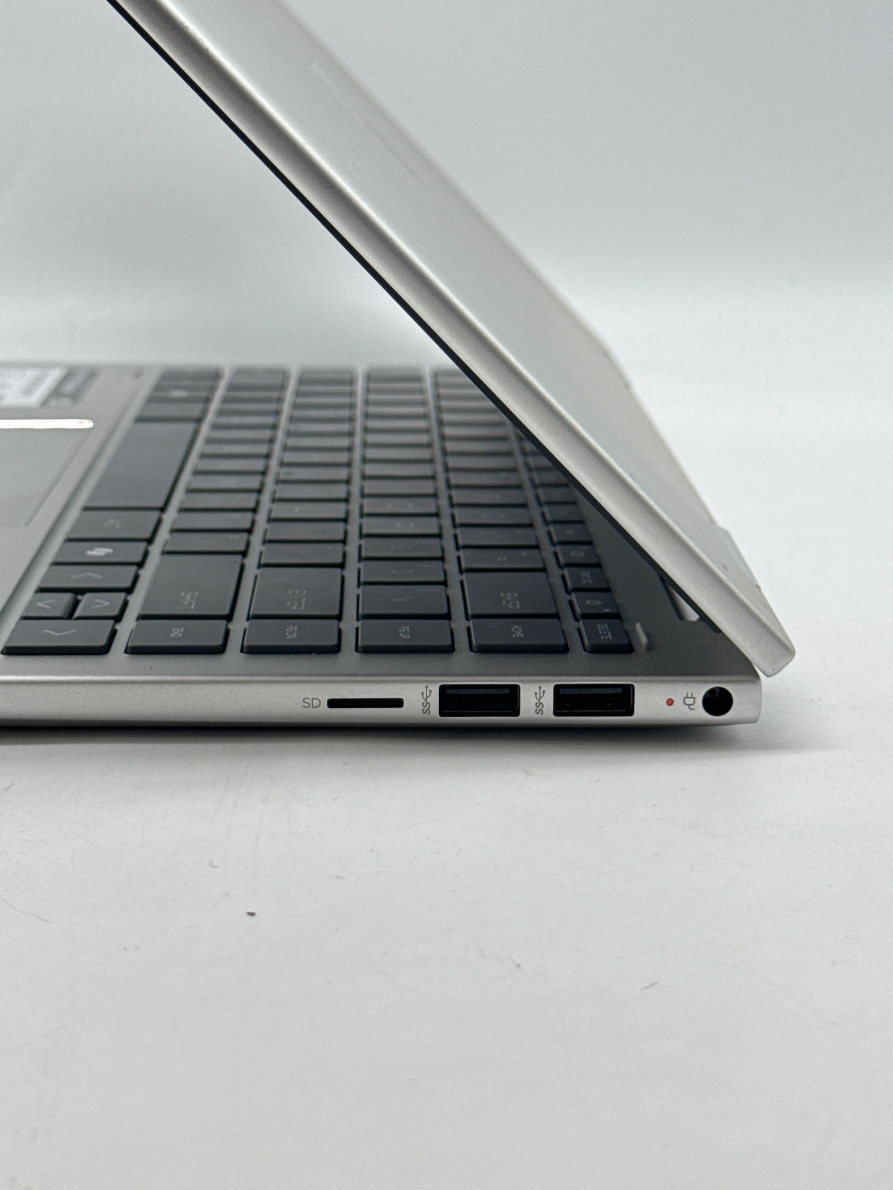 HP Envy x360 14-es1 14" Intel Core 5 120U 8GB 512GB SSD - Used