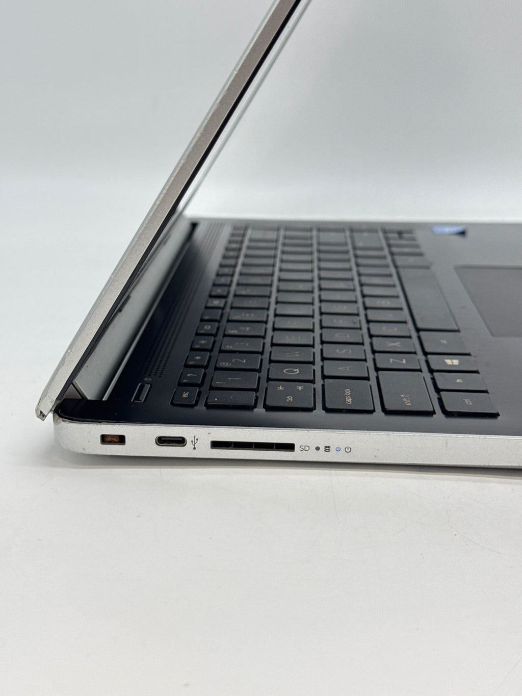 HP Laptop 14-df0018wm Celeron N4000 4GB RAM 64GB SD - For Parts Bad LCD