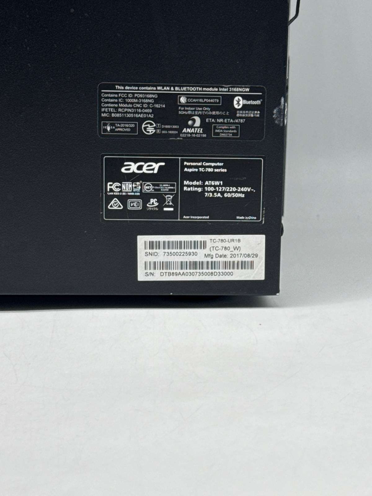Acer Aspire TC-780-UR1B i5-7400 16GB RAM 256GB SSD + 300GB HDD Radeon HD8490 - Used