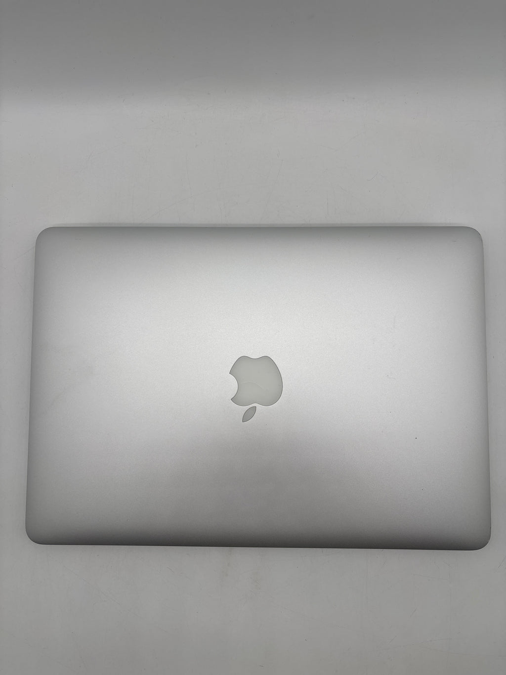 Apple MacBook Air A1466 2014 Intel i5 4GB RAM 128GB SSD Silver - Cracked Screen