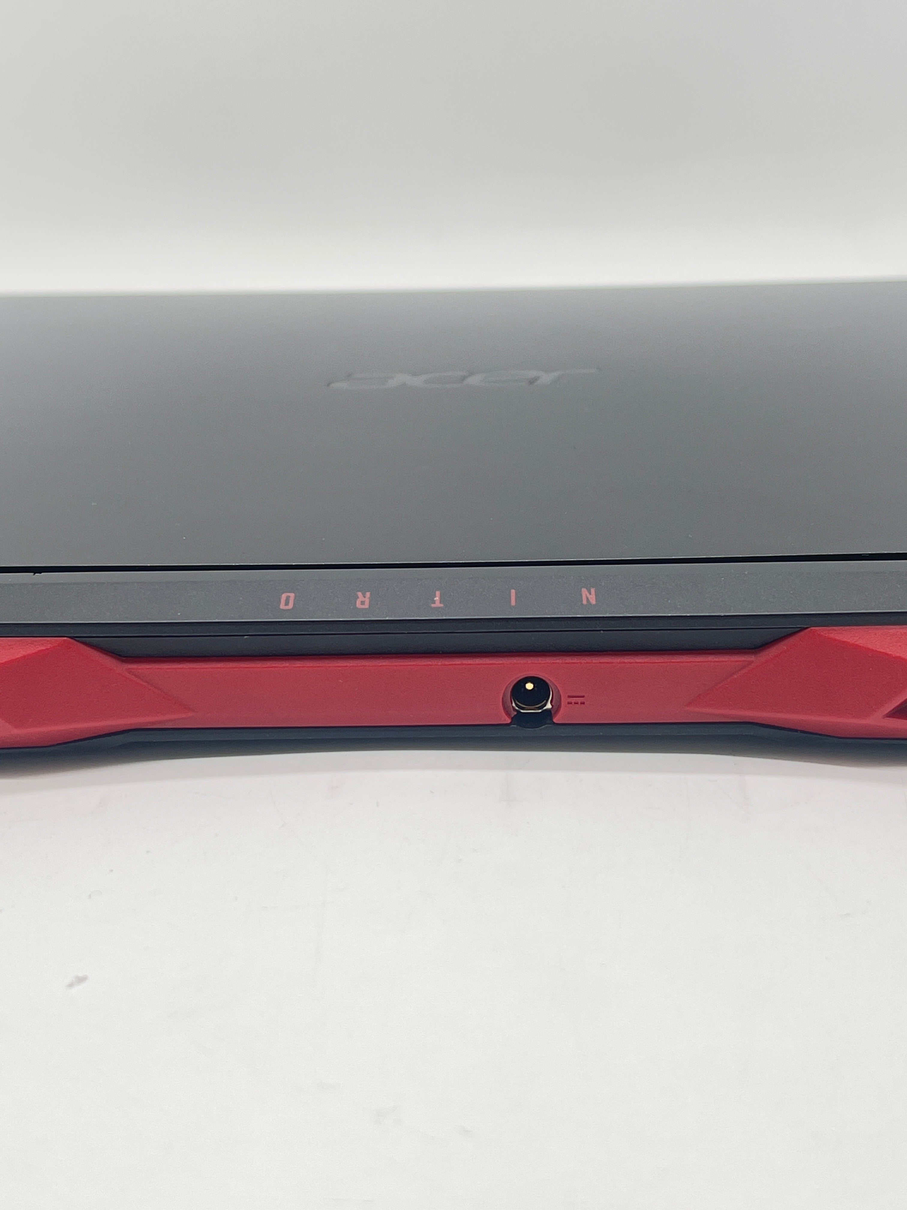 Acer Nitro 5 N20C1 i5-10300H 16GB RAM 512GB SSD RTX 3050 - For Part (No Power)