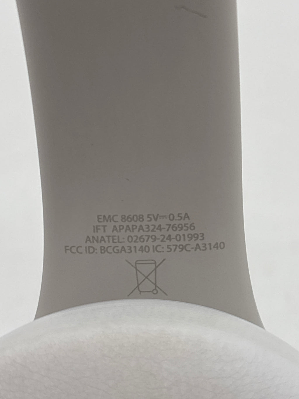 Beats Solo 4 Wireless Headphones White