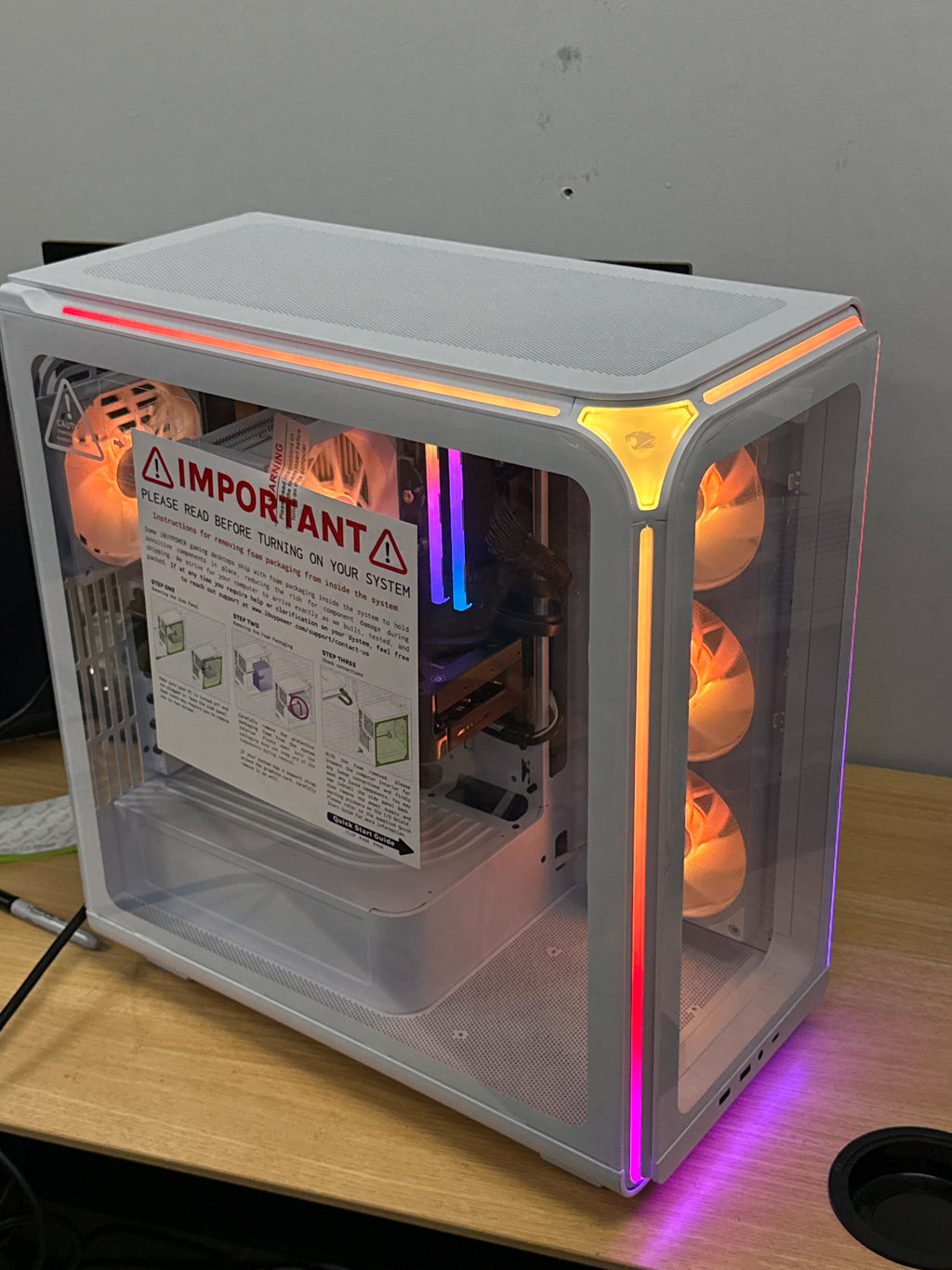 iBuyPower Element Pulse X Ryzen 7 9700F 32GB RAM 1TB SSD RTX 5070 12GB Win 11