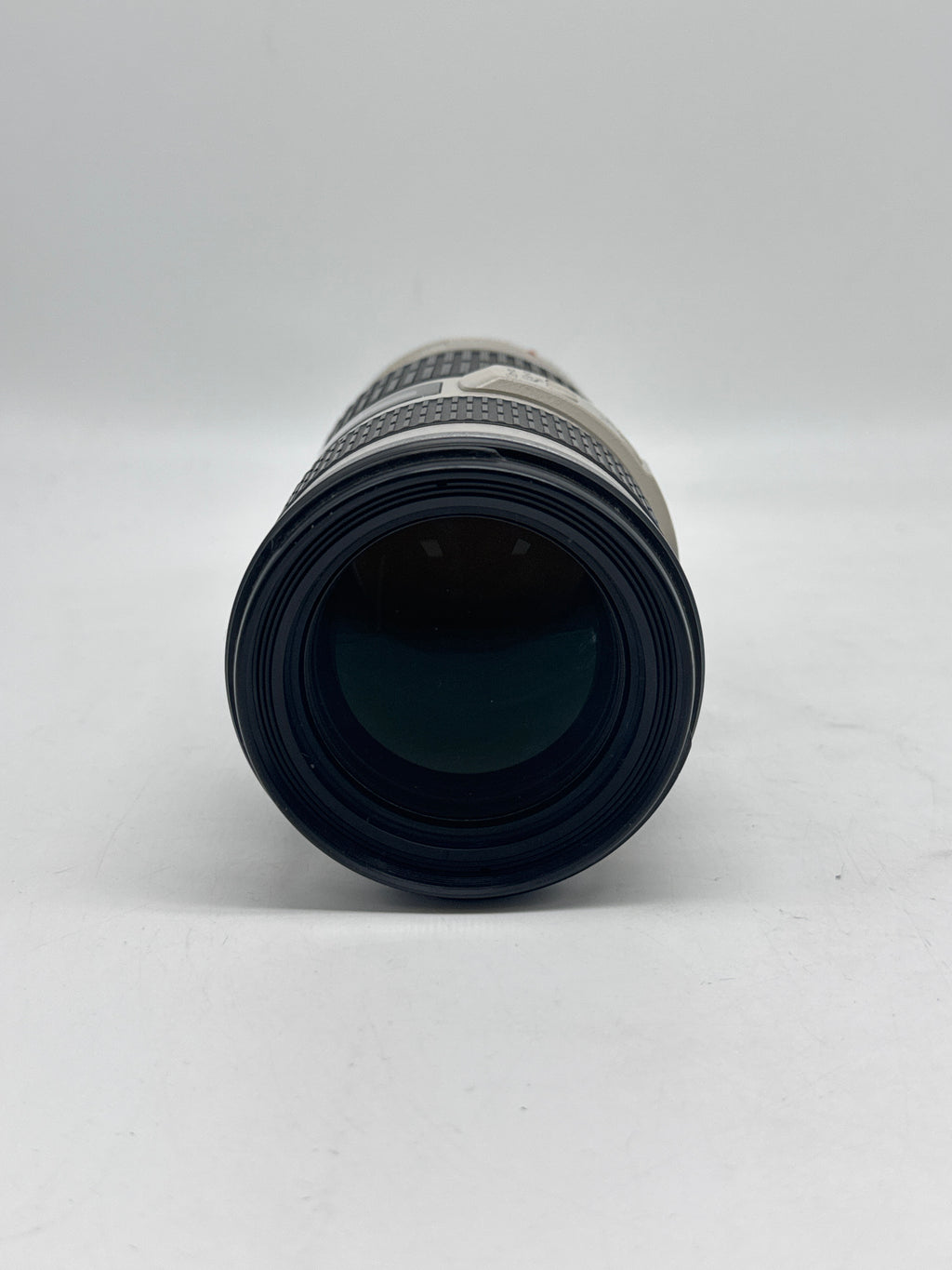 Canon EF 70-200mm f/4 L IS USM Telephoto Zoom Lens W/Lens Cap