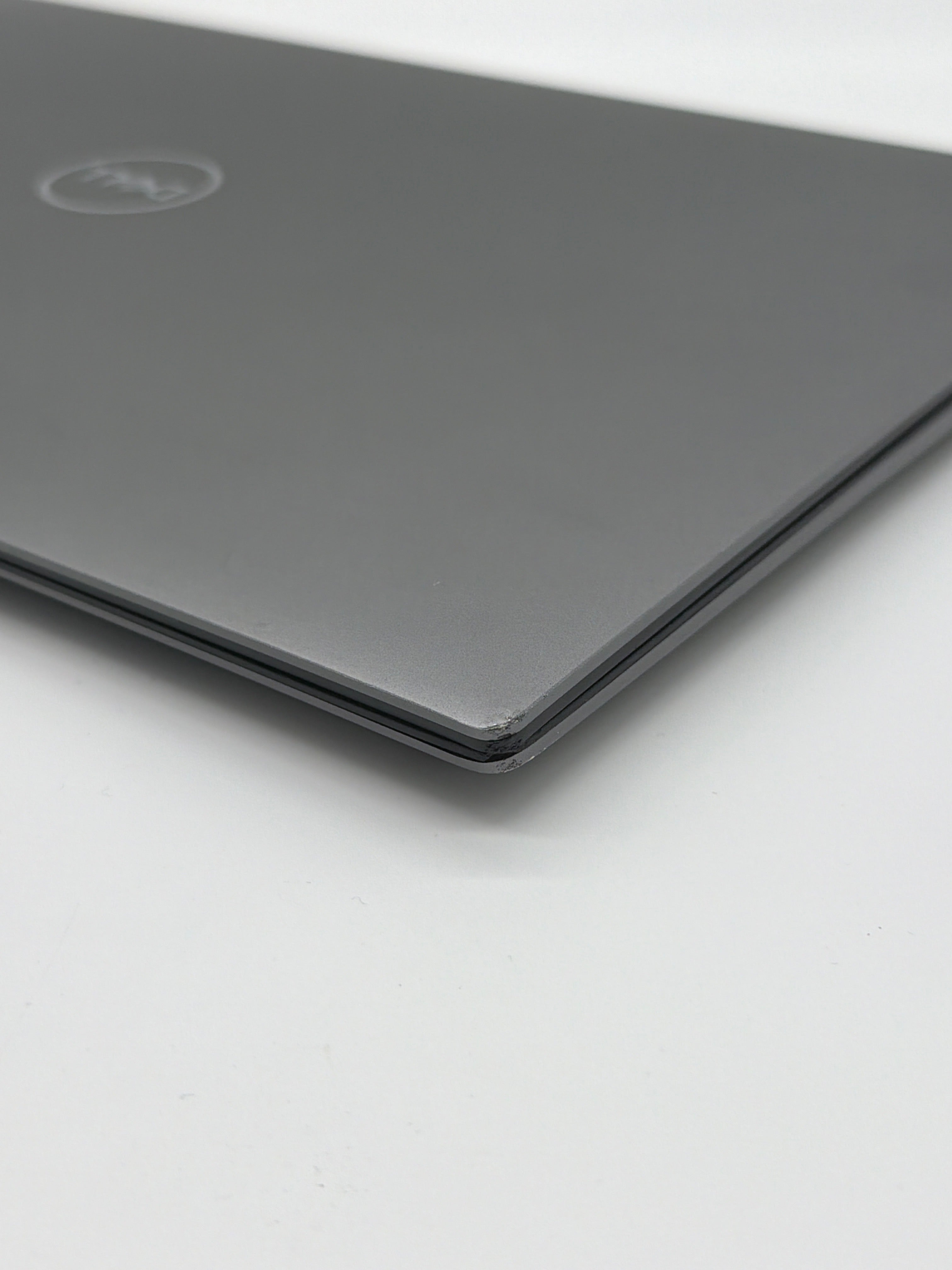 Dell Precision 5570 15.6" i9-12900H 32GB RAM 1TB SSD RTX A2000 Used
