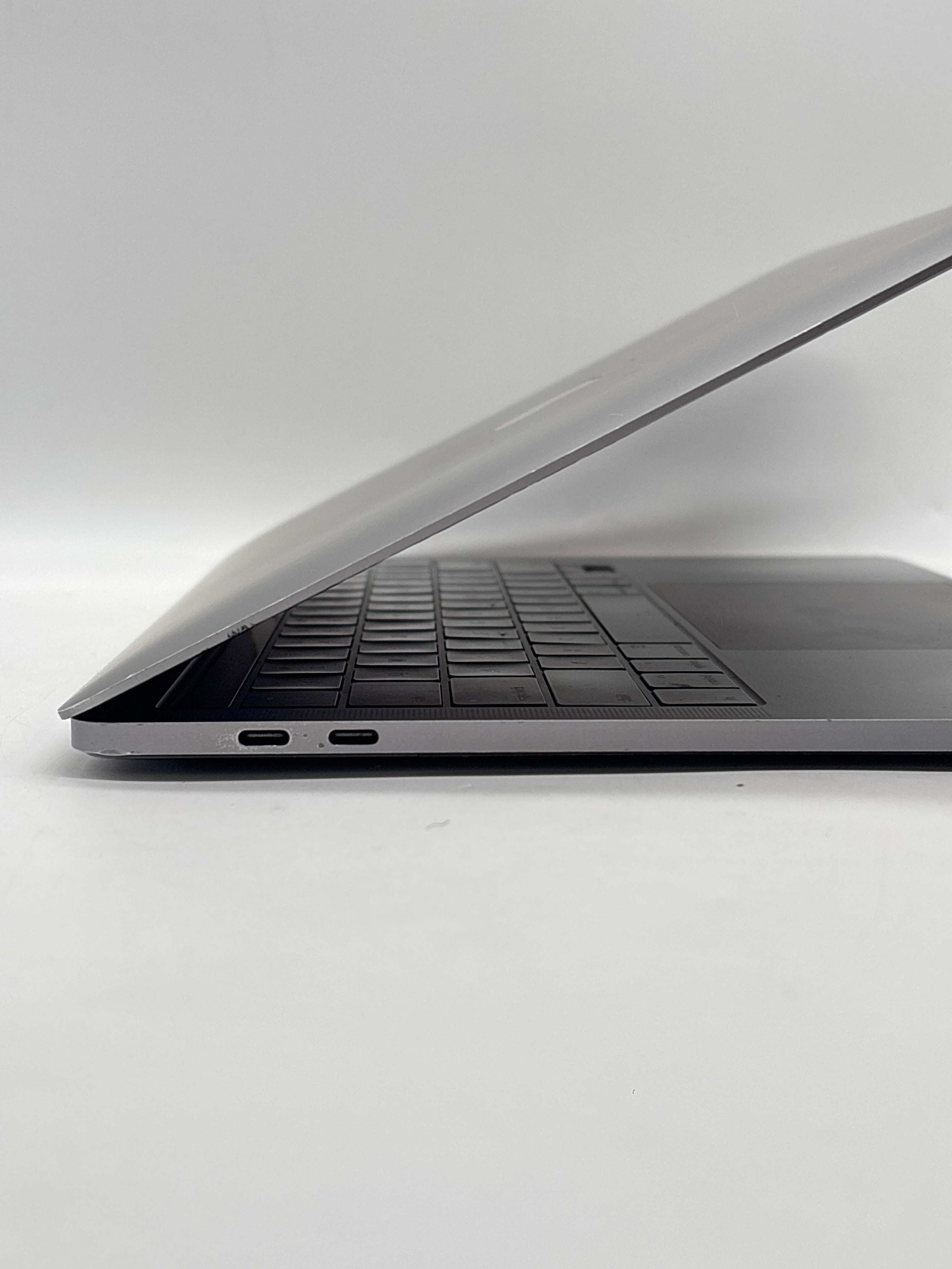 Apple MacBook Pro 13" A1706 i5 3.1 GHz 16GB RAM 256GB SSD