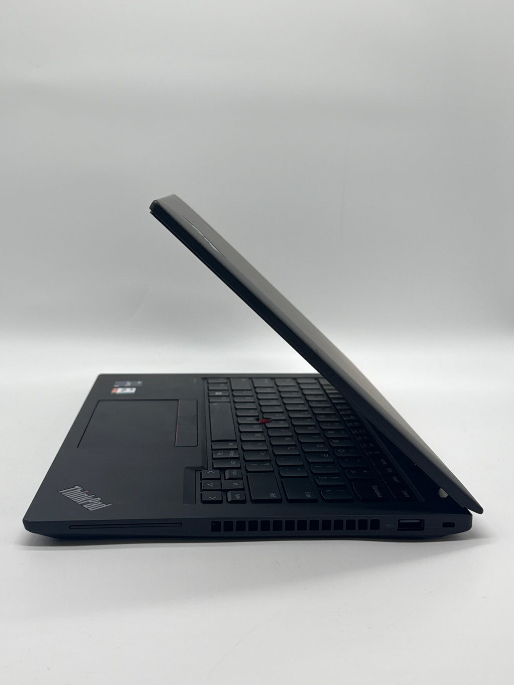 Lenovo ThinkPad T14 Gen 3 i7-1260P 16GB RAM 512GB SSD - POP Password