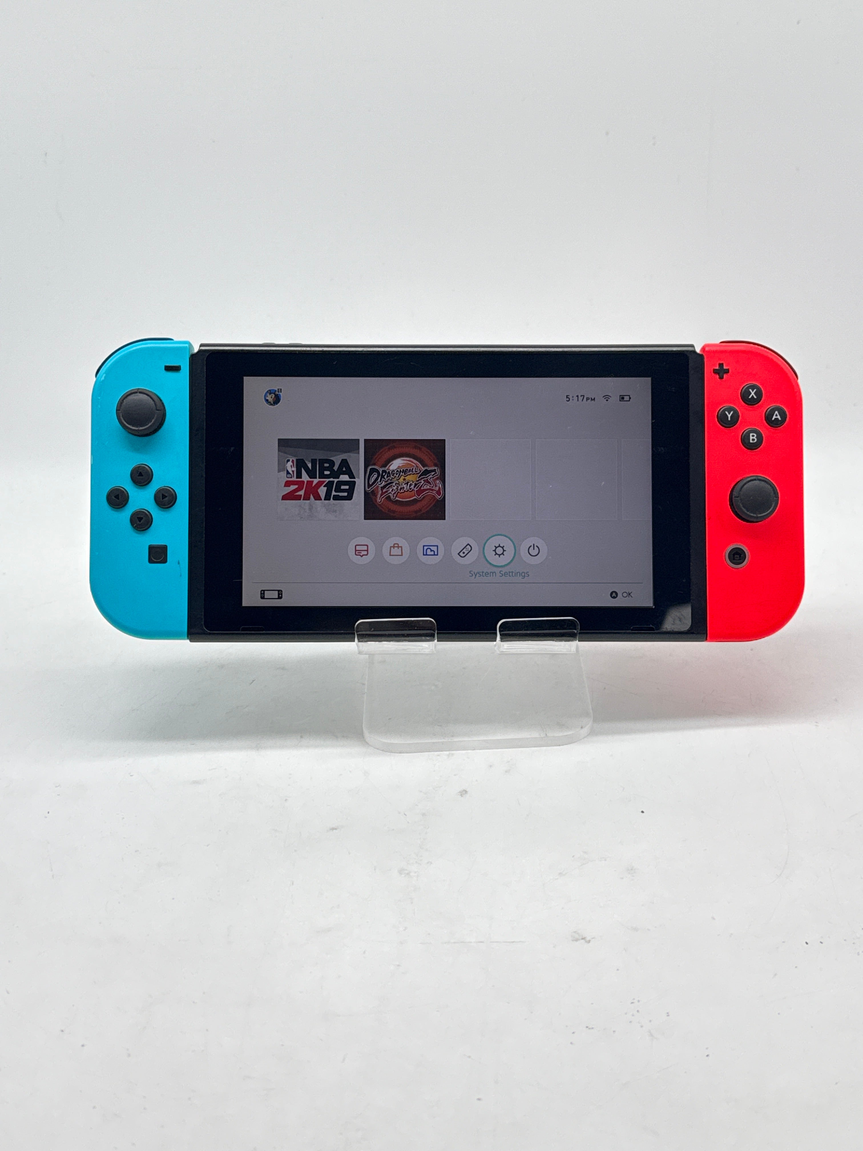 Nintendo Switch HAC-001  32GB Console with Charging Dock - Used