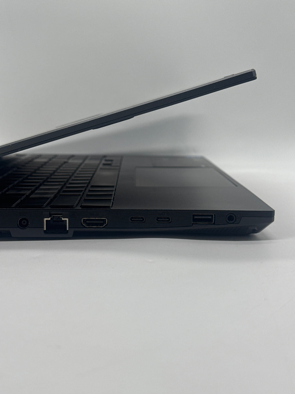 Asus TUF F15 FX507Z 15.6" i5-12500H 16GB RAM 512GB SSD GeForce RTX 3050