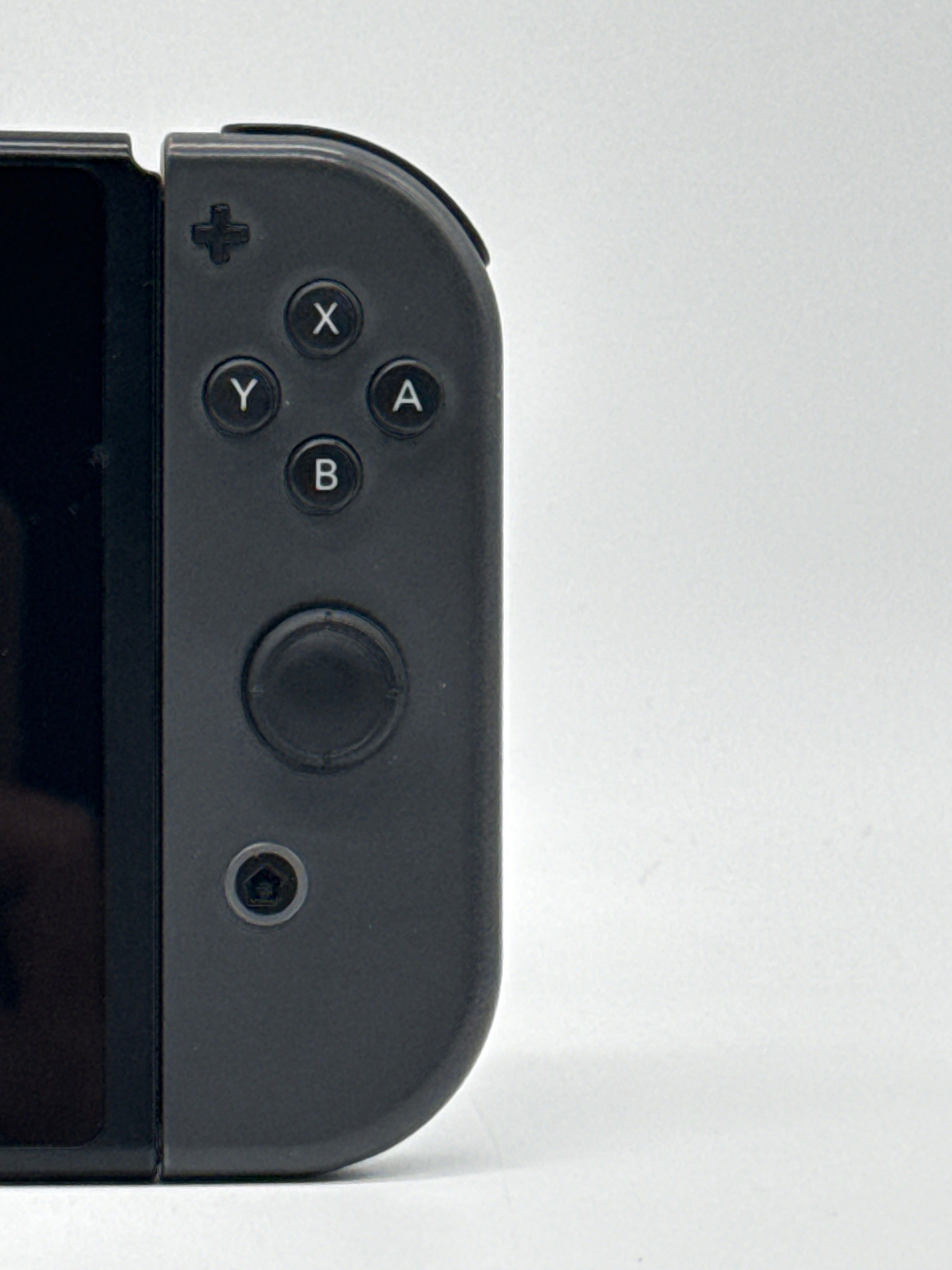 Nintendo Switch V1 Video Game Console HAC-001 32 GB Used w/ Case
