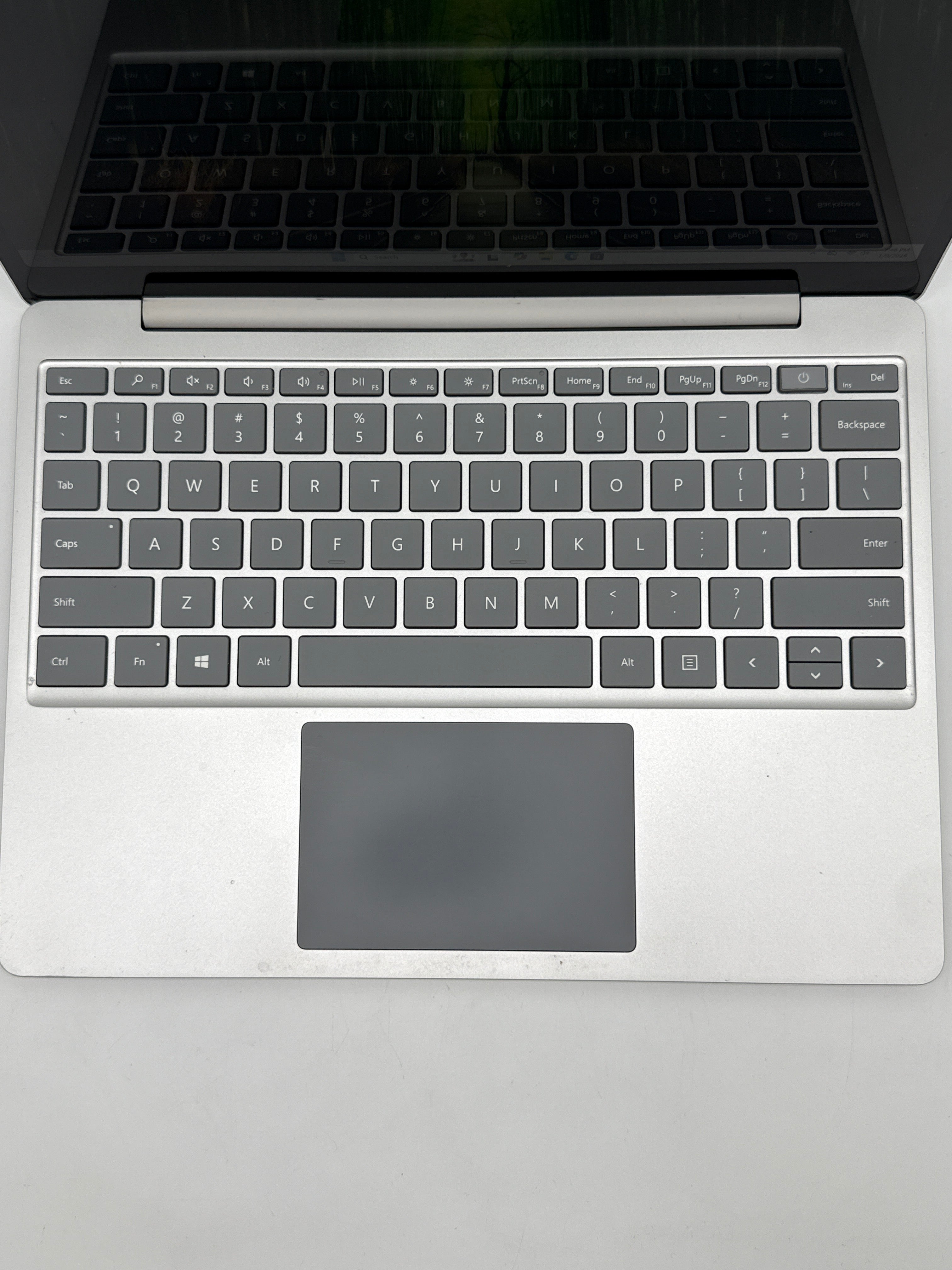 Microsoft Surface Laptop Go i5-1035G1 8GB RAM 128GB SSD