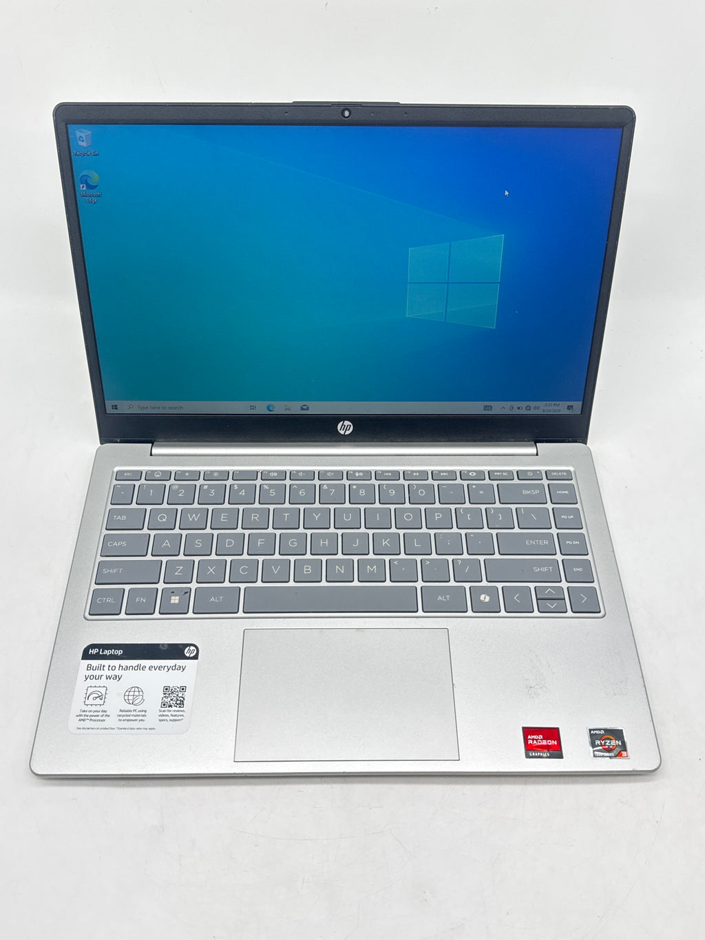 HP 14-EM0349NR 14" AMD Ryzen 3 4GB RAM 256GB HDD Silver - Used