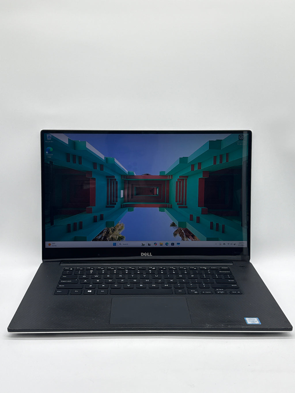 Dell XPS 15 9550 i7-6700HQ 16GB RAM 1TB SSD GTX 960M