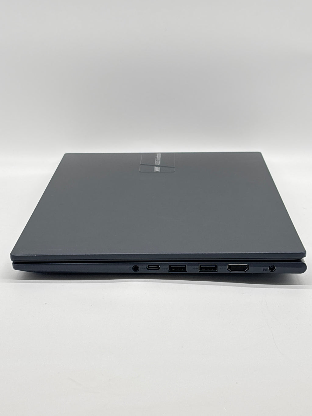 ASUS Vivobook X1404Z Intel Core i3-1215U Win 11 8GB RAM 128 SSD Blue Used
