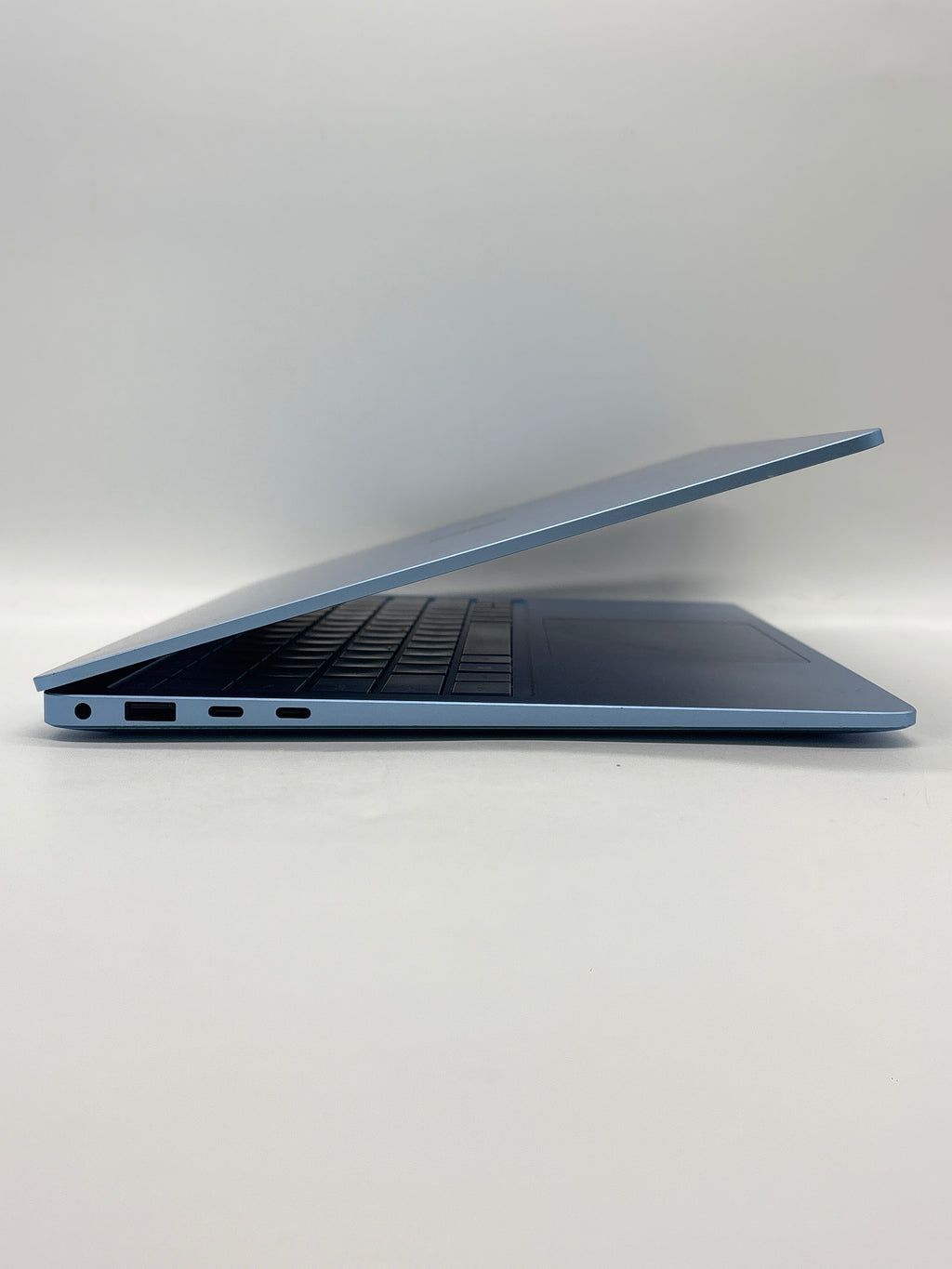 Microsoft Surface Laptop 7 2036 Snapdragon X10 Core 16GB RAM 512GB SSD