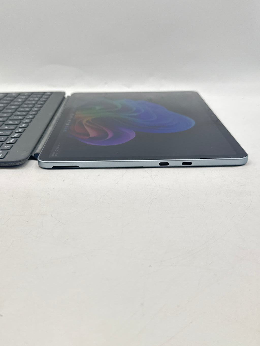 Microsoft Surface Pro 2110 12" Snapdragon X Plus 16GB RAM 512GB SSD Black - Used