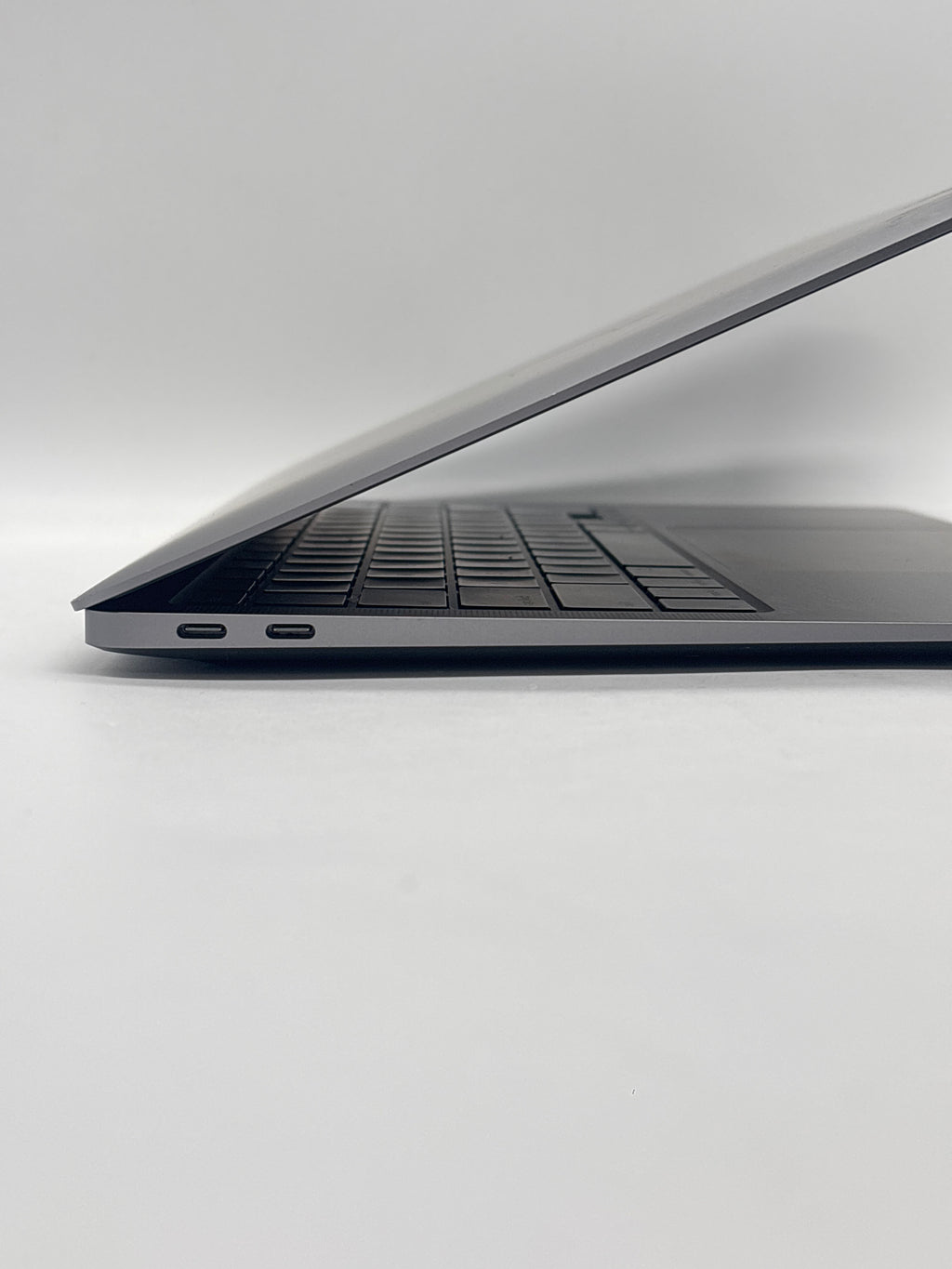 Apple MacBook Air A2179 i3 8GB RAM 256GB SSD