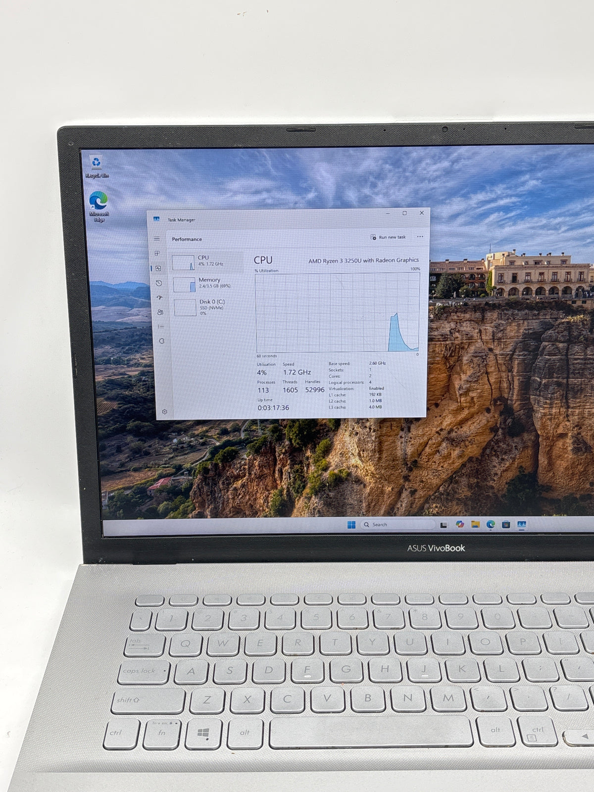 Asus VivoBook M712D 17.3in Ryzen 3 3250U 4GB RAM 256GB SSD - Used