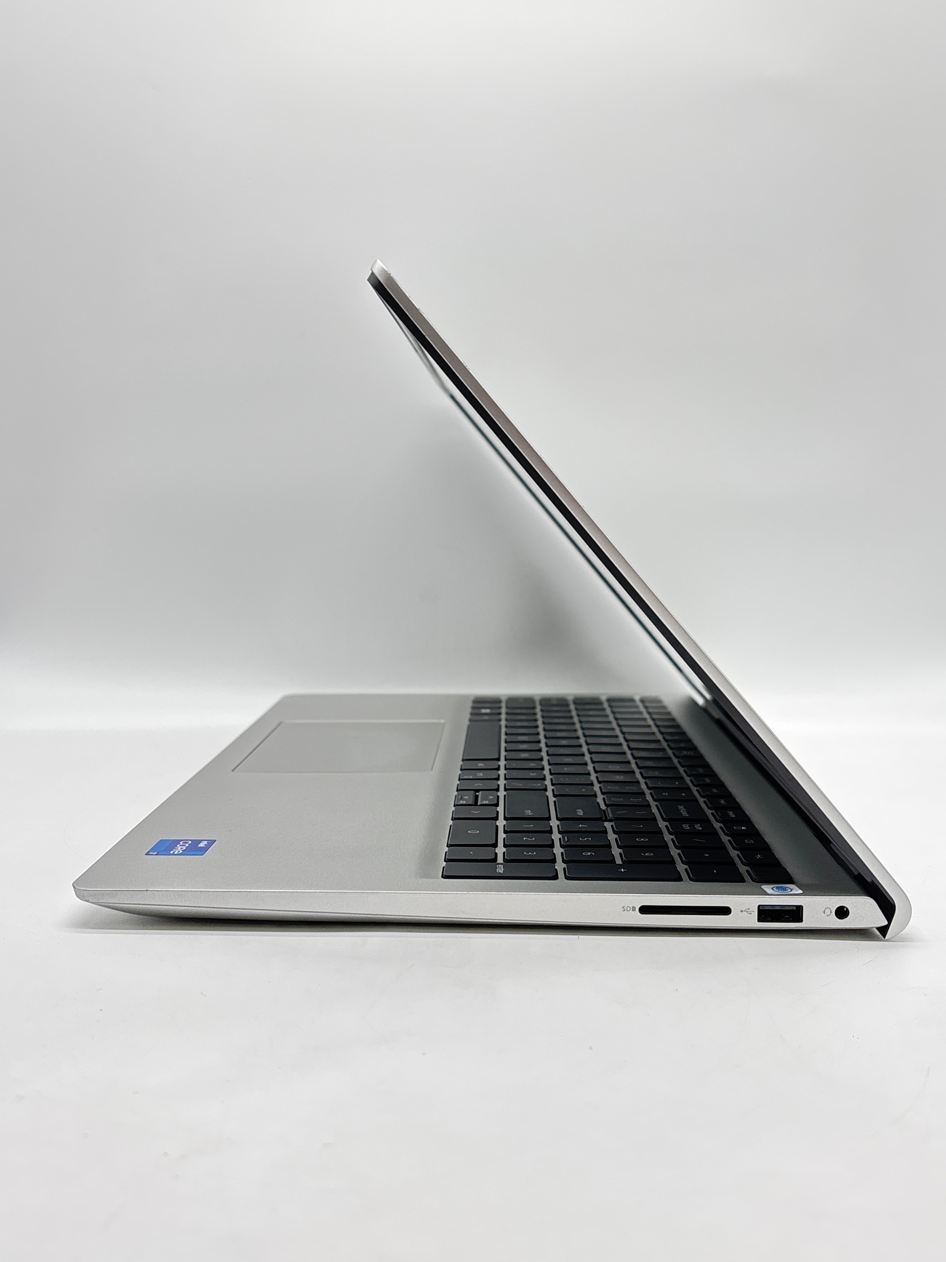 Dell DC15250 15-inch i7-1355U 16GB RAM 1TB SSD - Used
