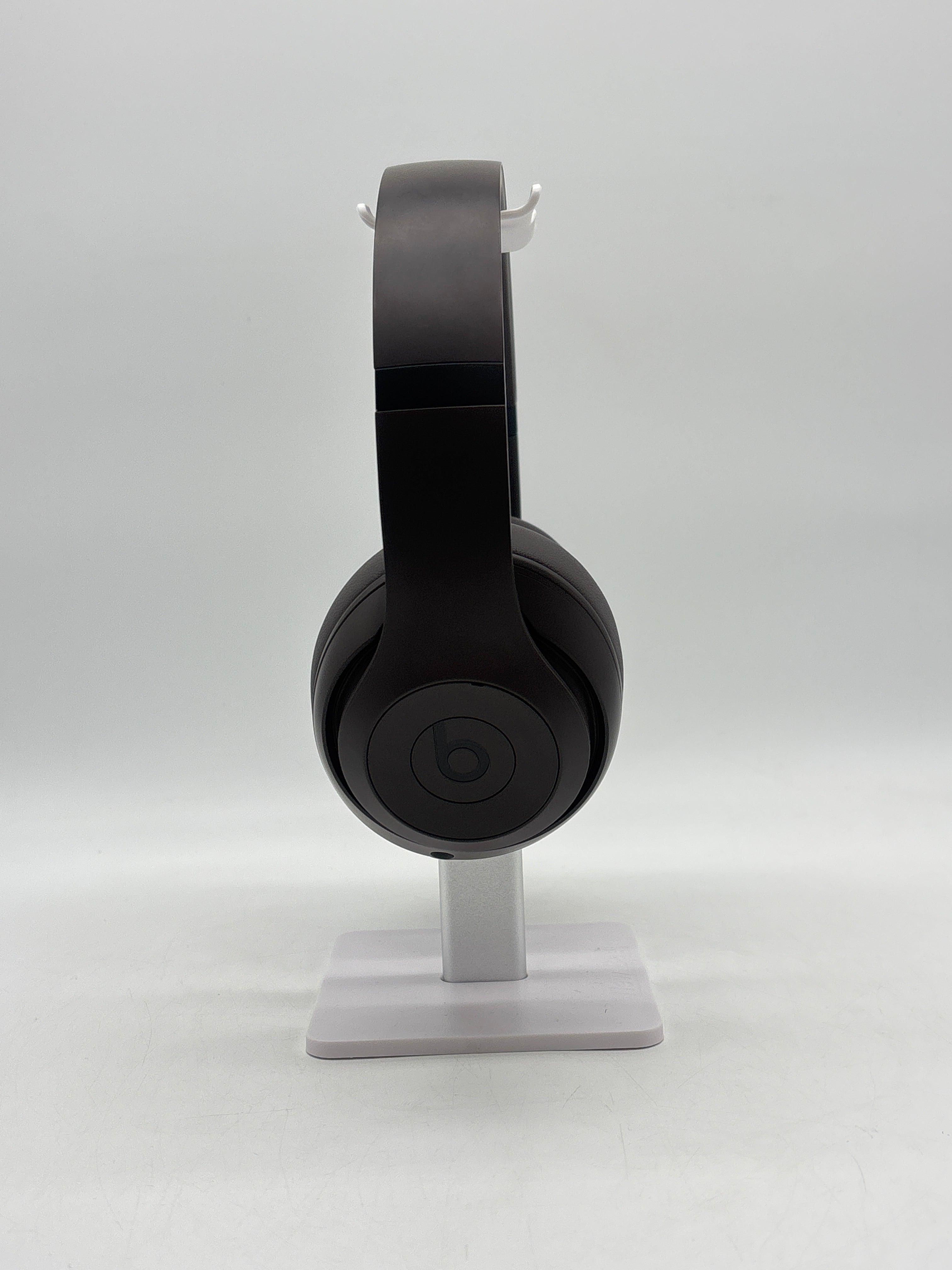 Beats Studio Pro Bluetooth Wireless Headphones