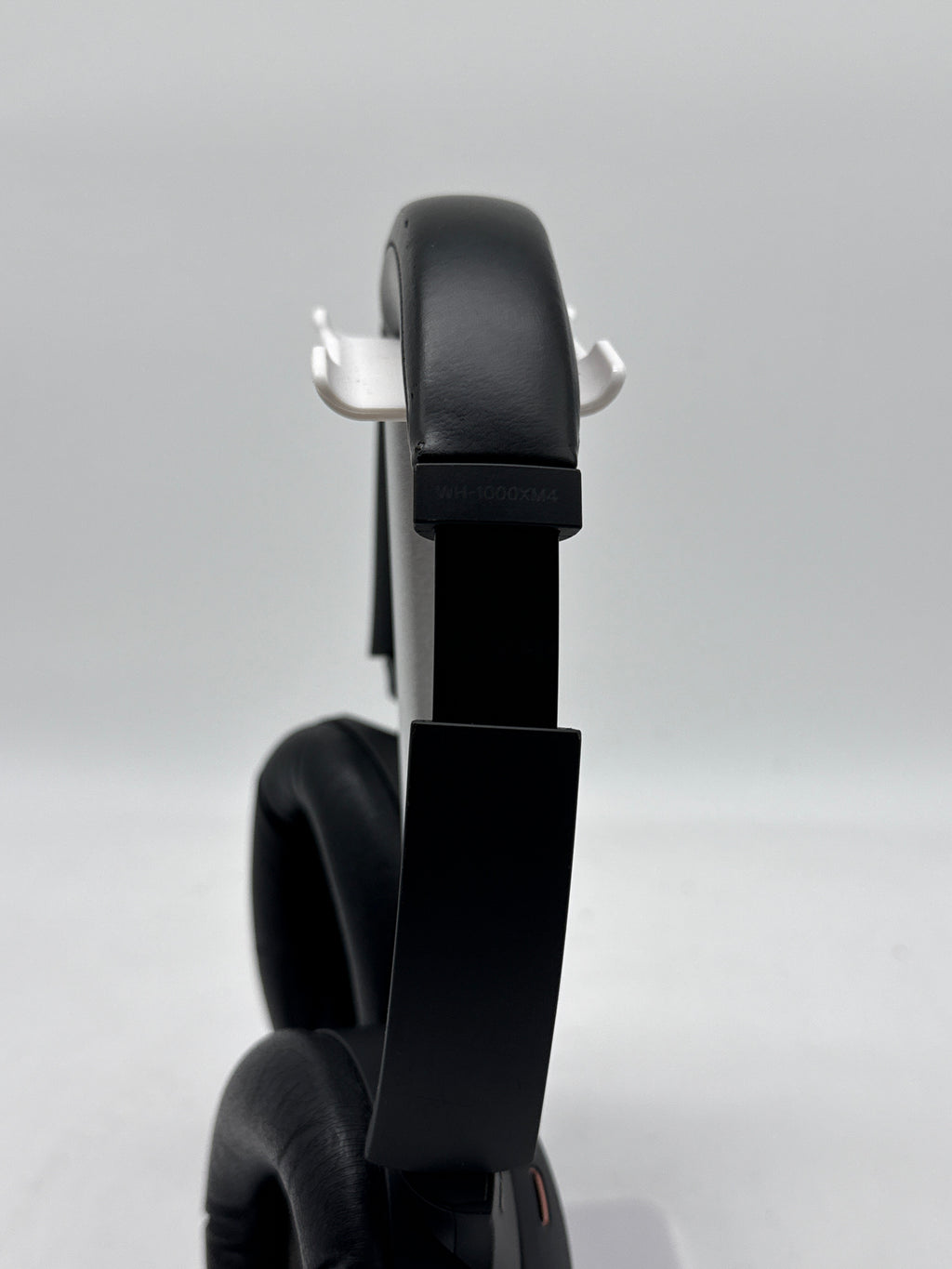 Sony WH-1000XM4 Wireless Bluetooth Over-Ear Headphones - Used