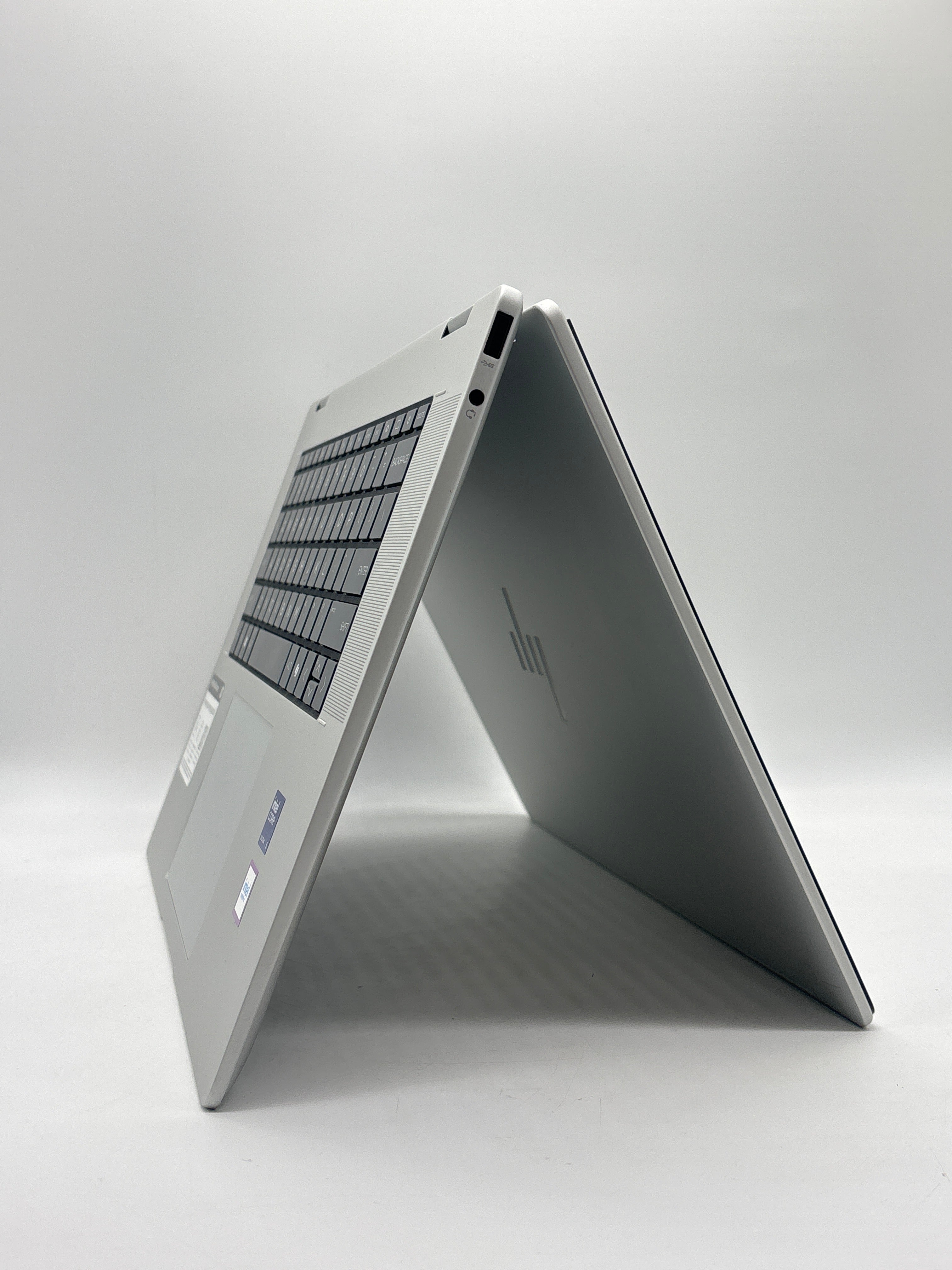 HP Envy x360 16-ac0013dx Ultra 5 125U 16GB RAM 512GB SSD