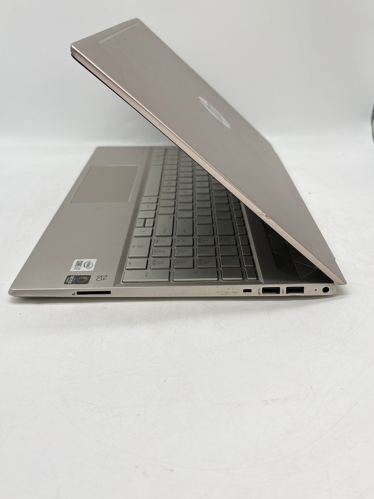HP Pavilion 15-cs3672cl 15" Core i7-1065G7 8GB RAM 512GB SSD - No OS
