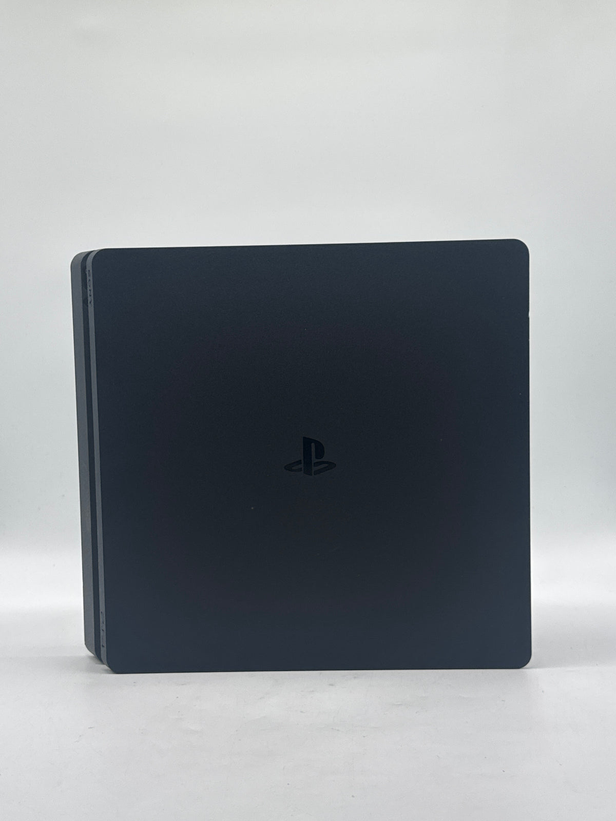 Sony PlayStation 4 Slim CUH-2215B 1TB Black - Used