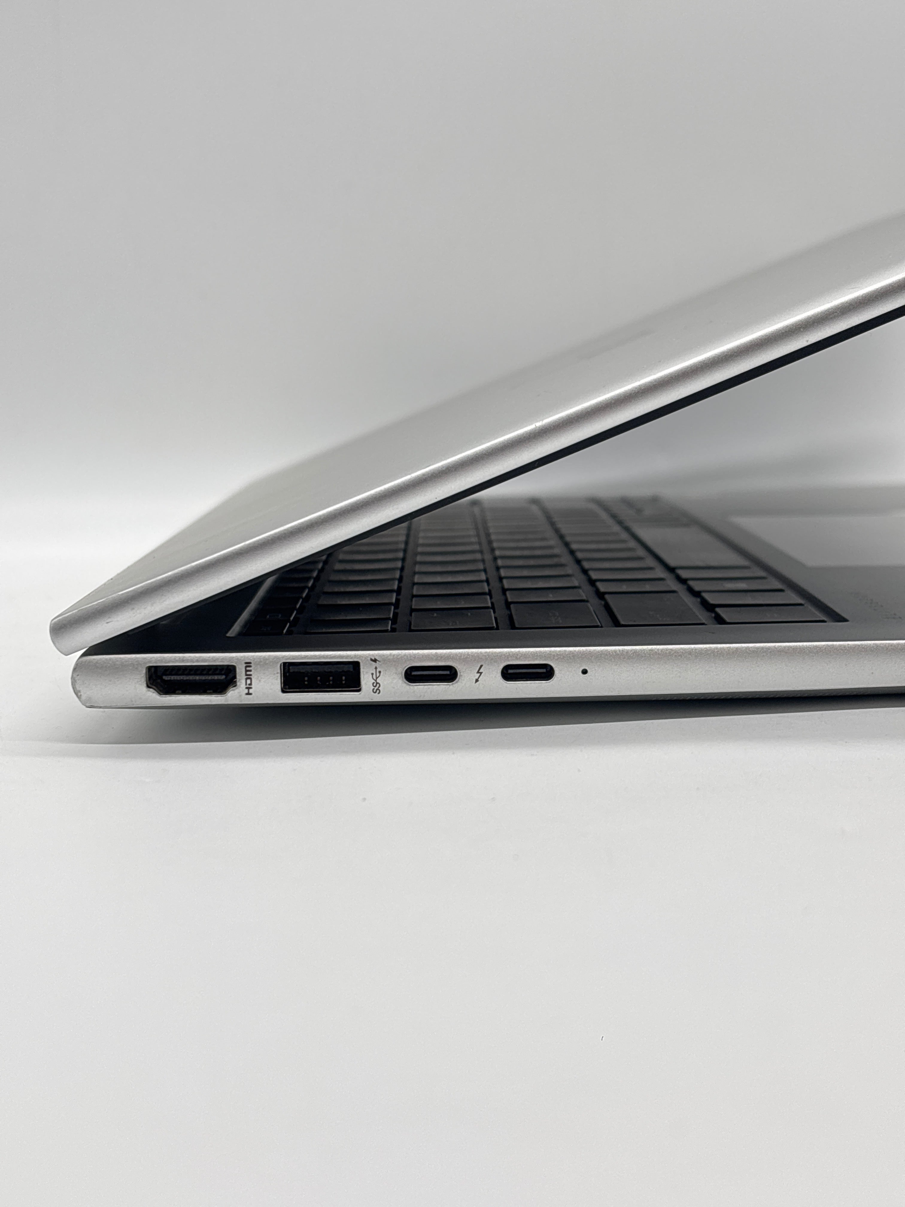 HP Elitebook 840 G10 i5-1335U 16GB RAM 256GB SSD - For Parts (READ)