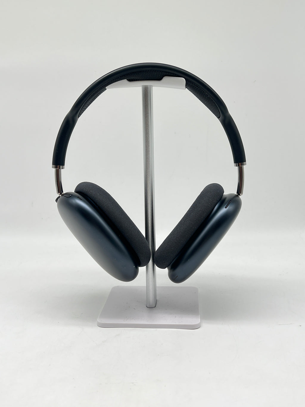 Apple AirPods Max A3184 Headphones USB-C Midnight - Used