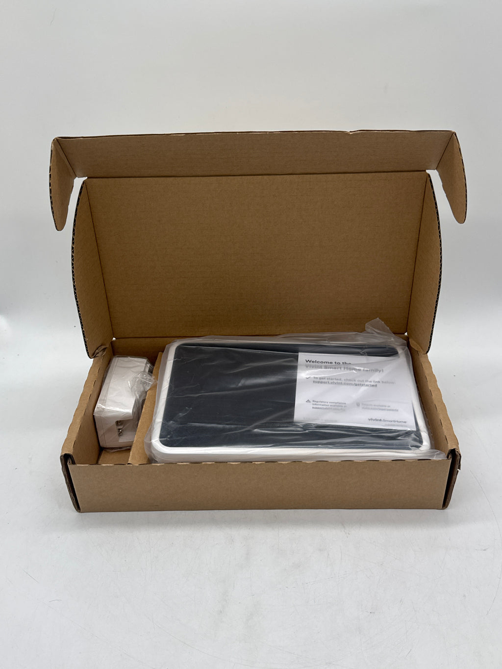 Vivint VS-SH2000-C00 Smart Home Touchscreen Control Panel - Used