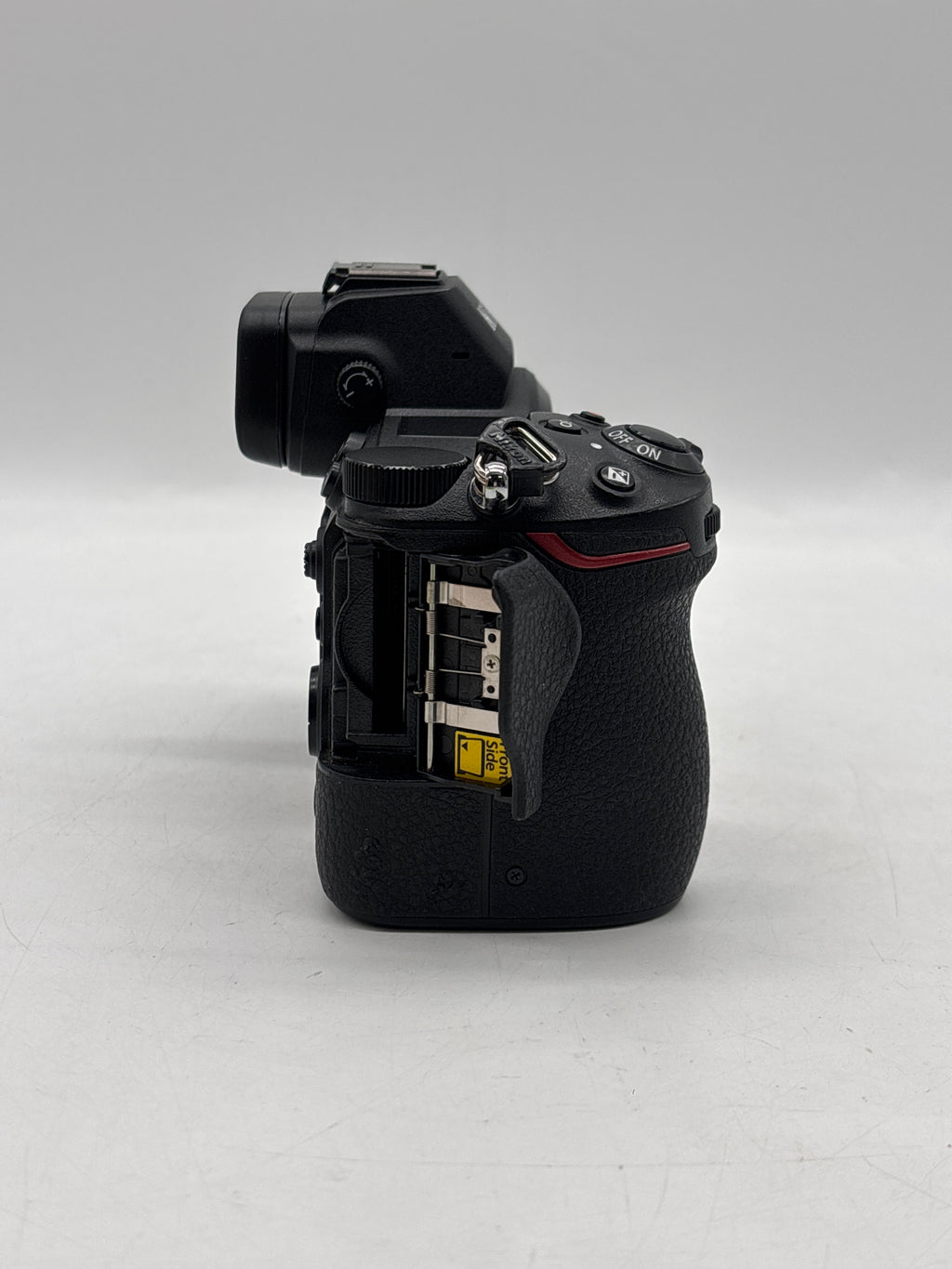 Nikon Z6 24.5MP Mirrorless Body Only Black - Used