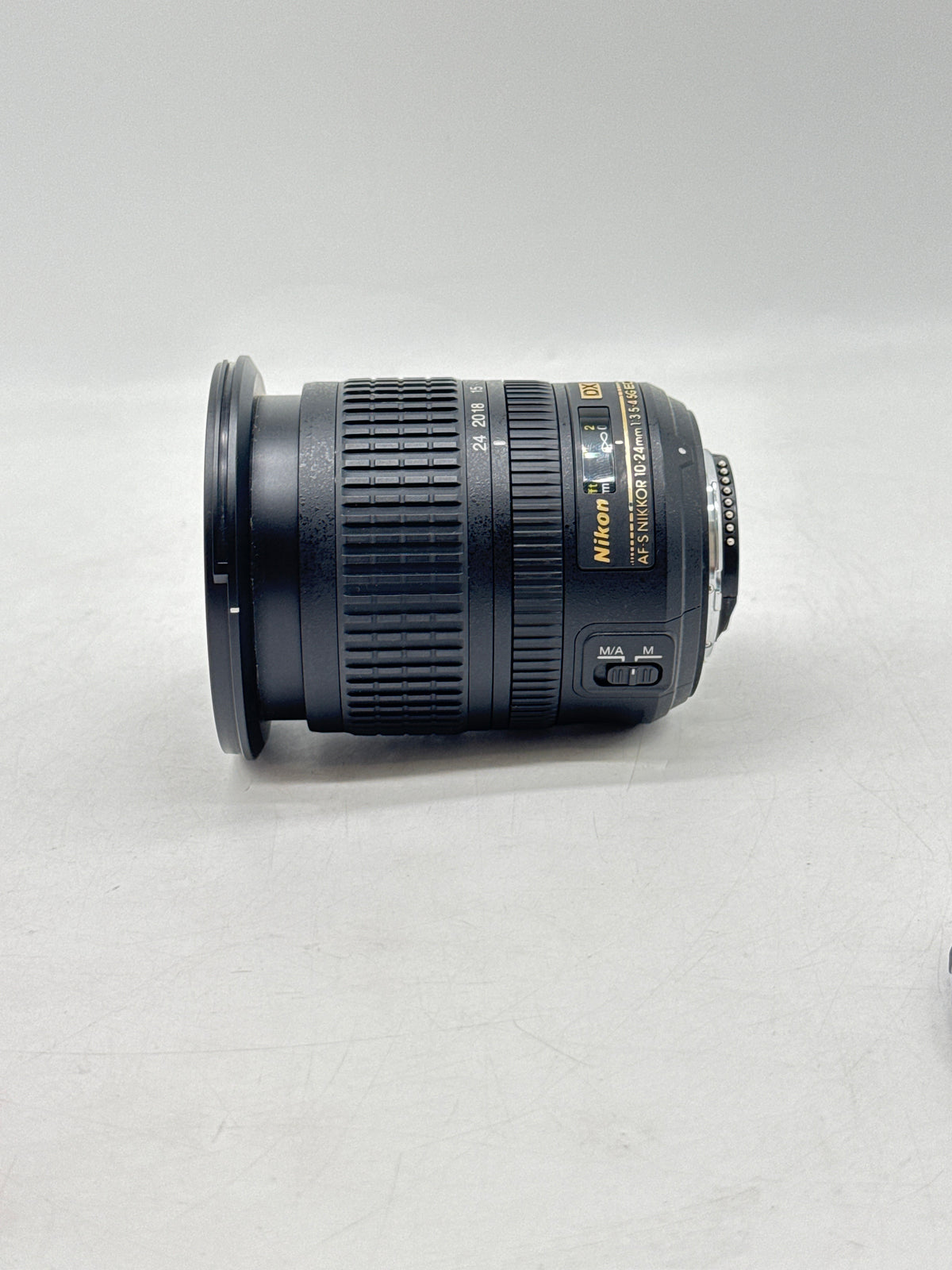 Nikon AF-S DX NIKKOR 10-24mm f/3.5-4.5G ED Camera Lens Black - Used