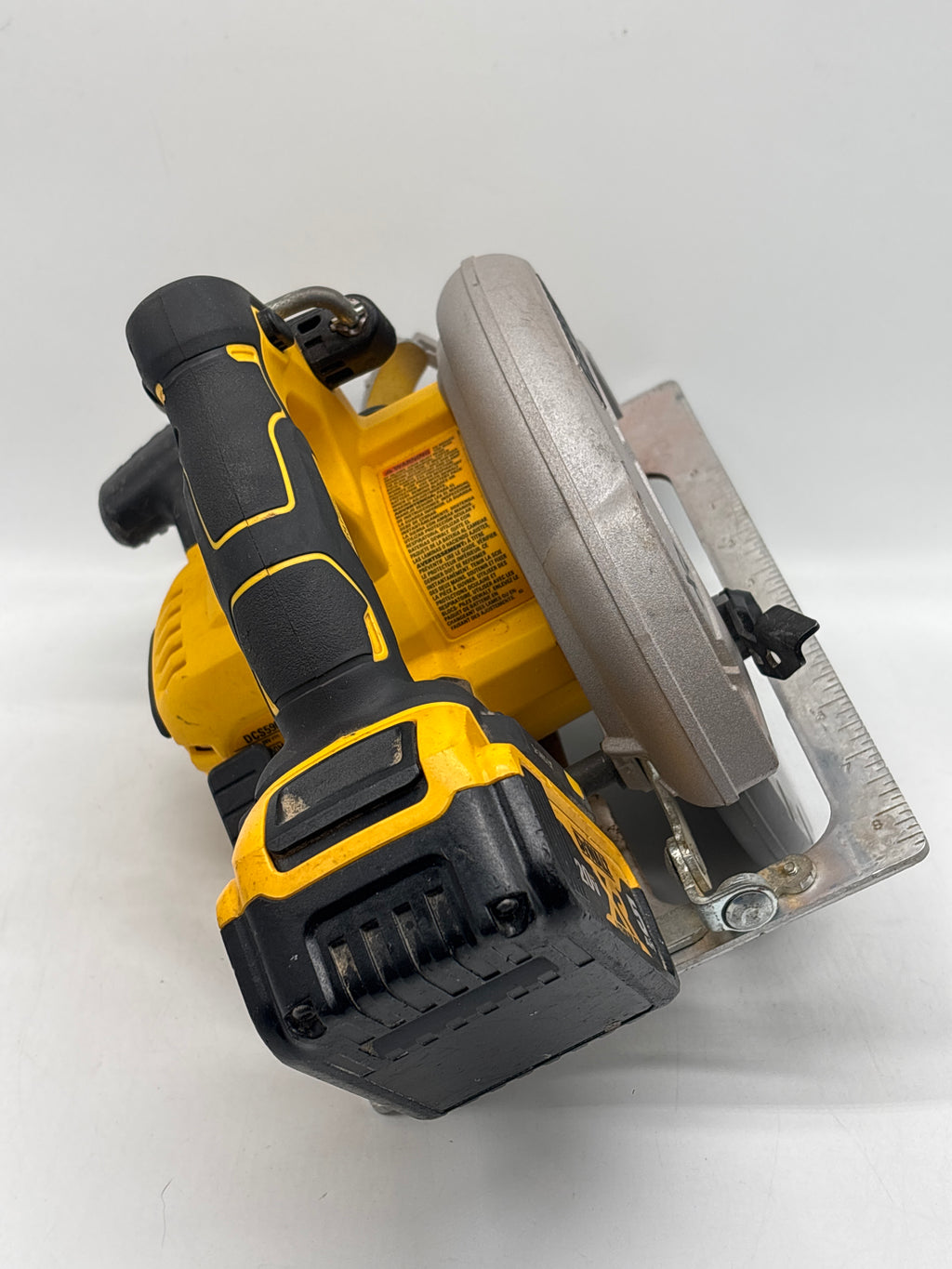 DEWALT DCS590 20V Brushless 7 1/4 in Cordless Circular Saw with Battery