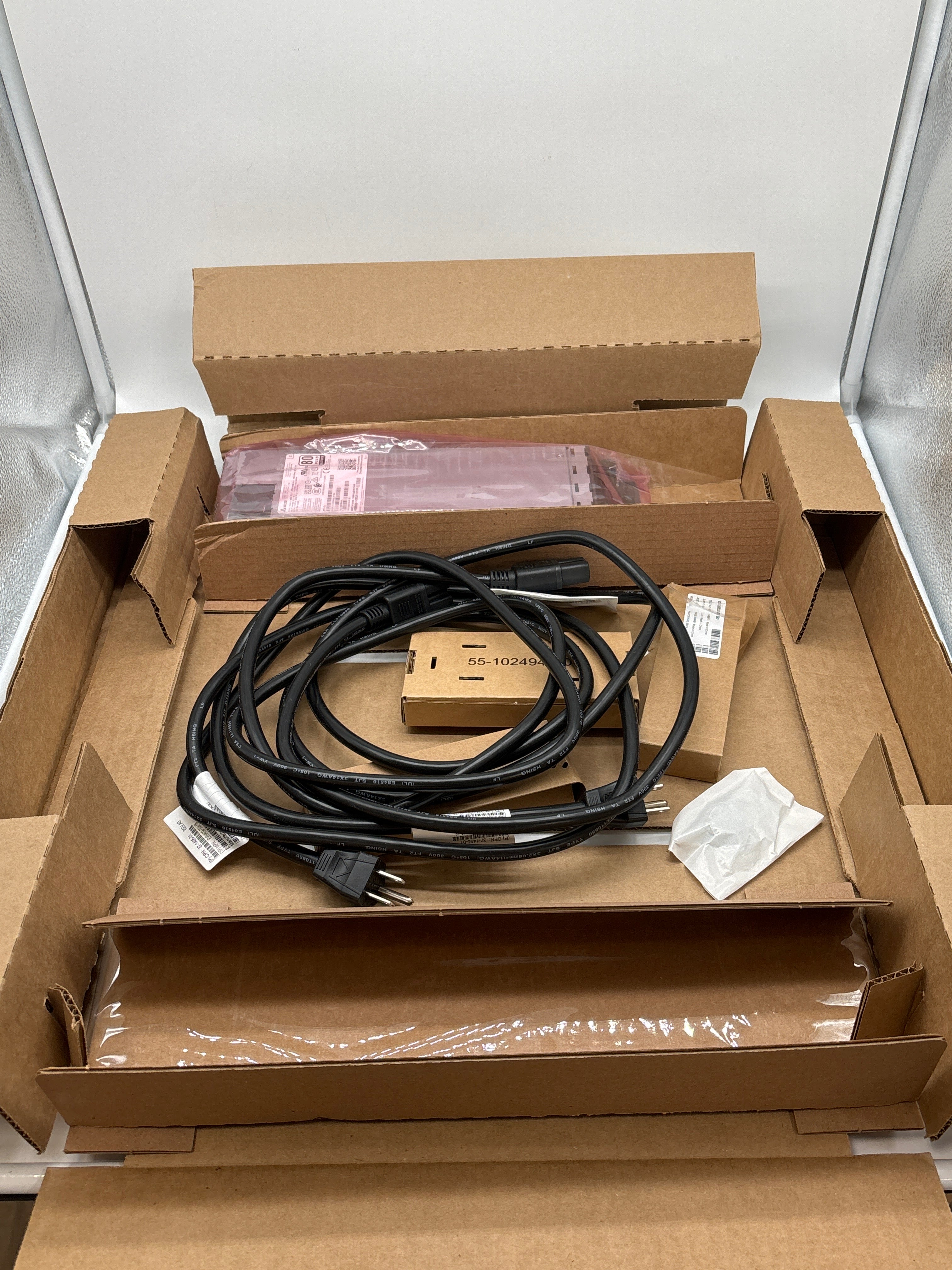 Cisco C9300L-24T-4X Catalyst Switch 24-Port Rack Mountable - New No Box