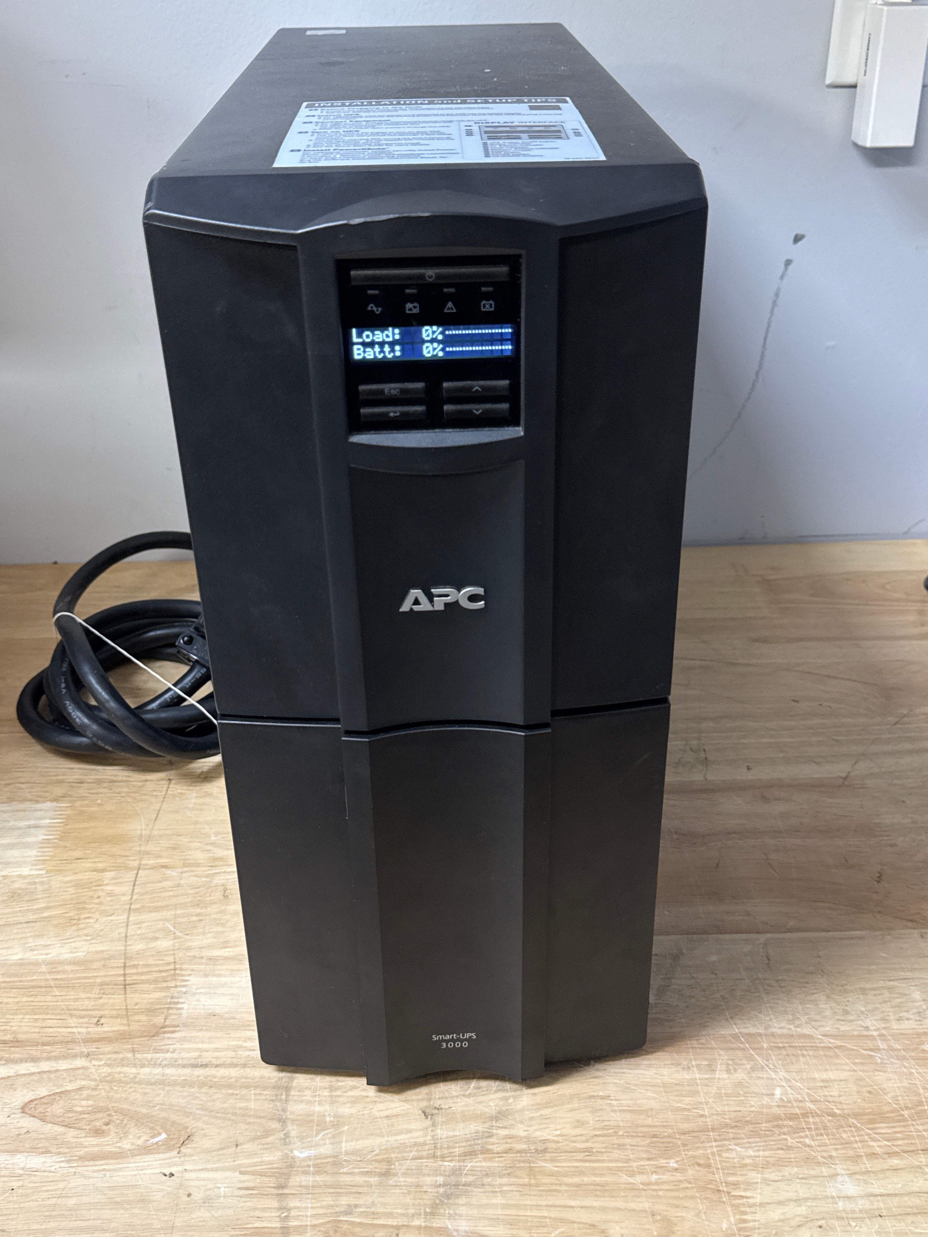 APC SMT3000 Smart-UPS 3000VA Tower Stand LCD w/ Batteries - Used