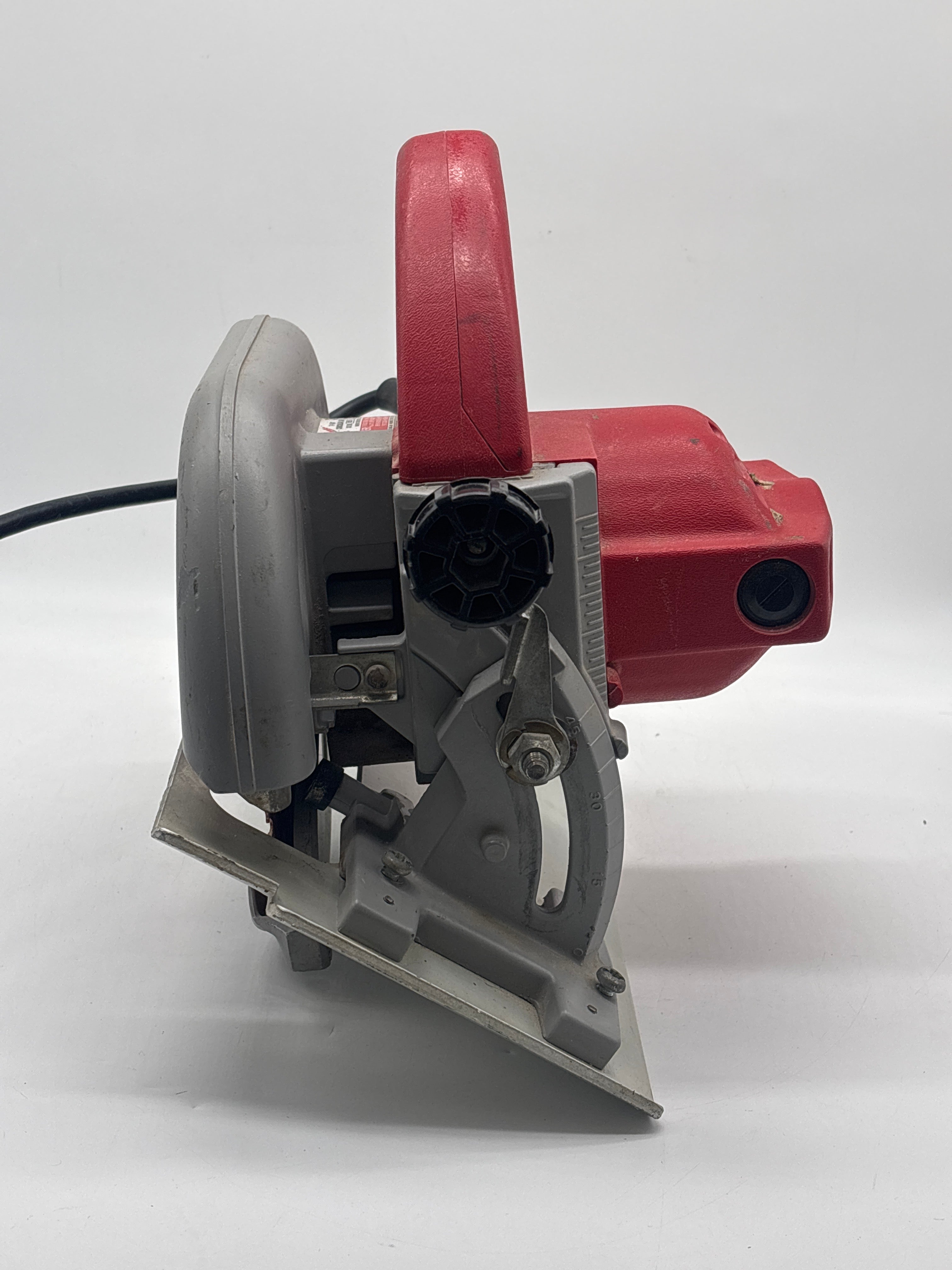 Milwaukee 6365 Corded Circular Saw Used