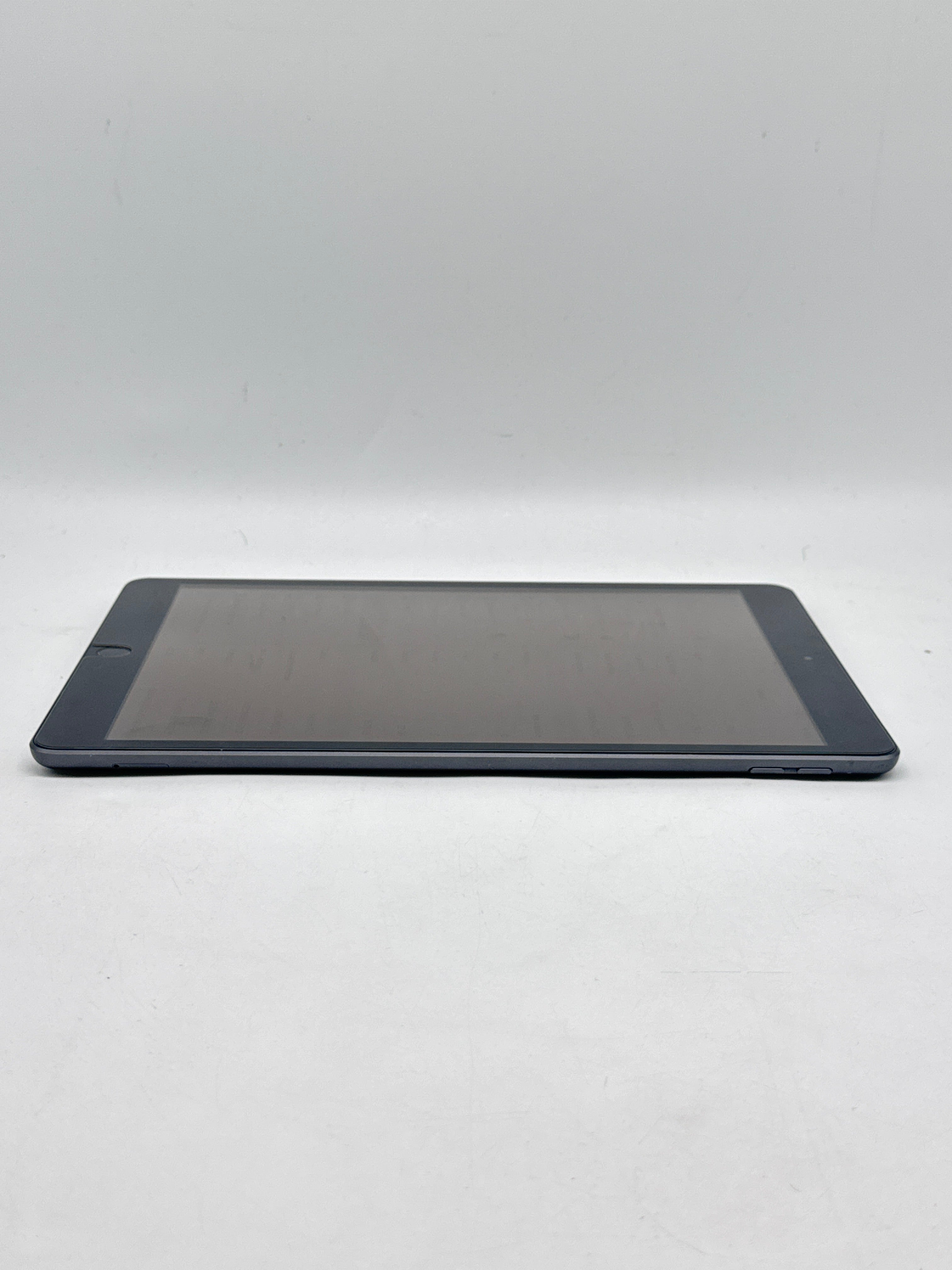 iPad 8th generation Wi-Fi + Cellular 32GB A2428 - Used