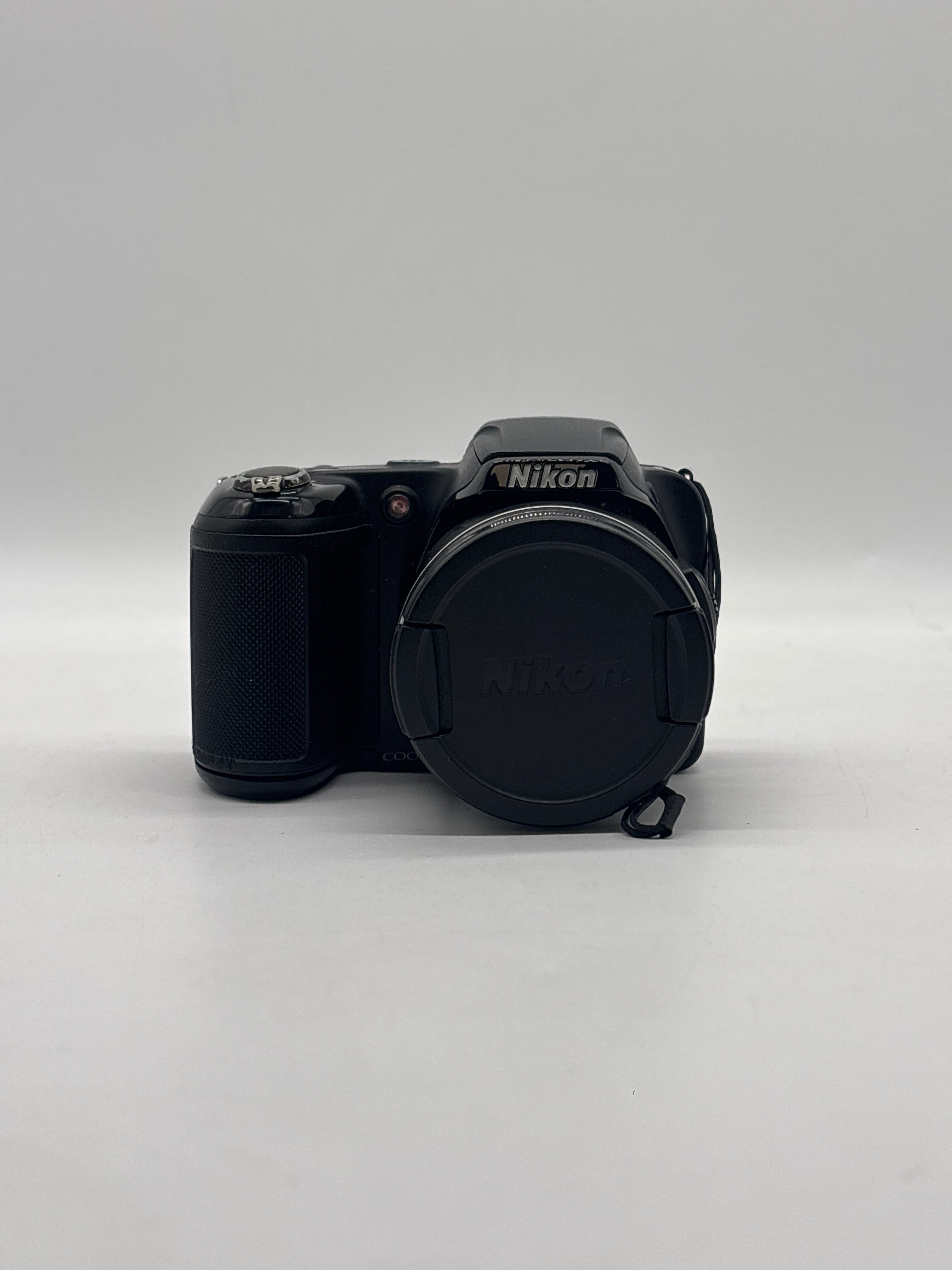 Nikon COOLPIX L810 Digital Camera Black 26x Optical Zoom - Used