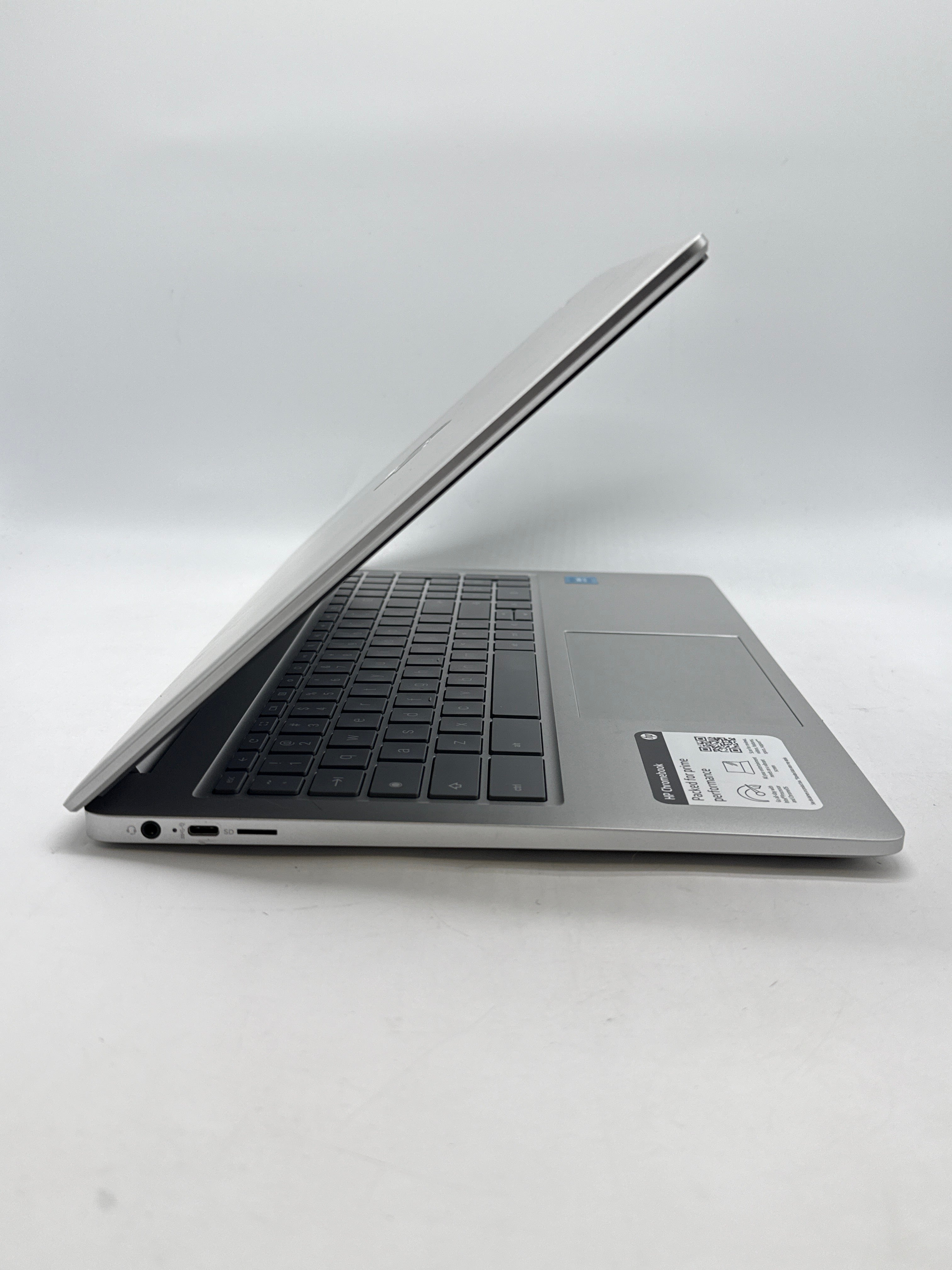 HP Chromebook  15a-nb0013dx Intel N200 8GB RAM 64GeMMC - Used