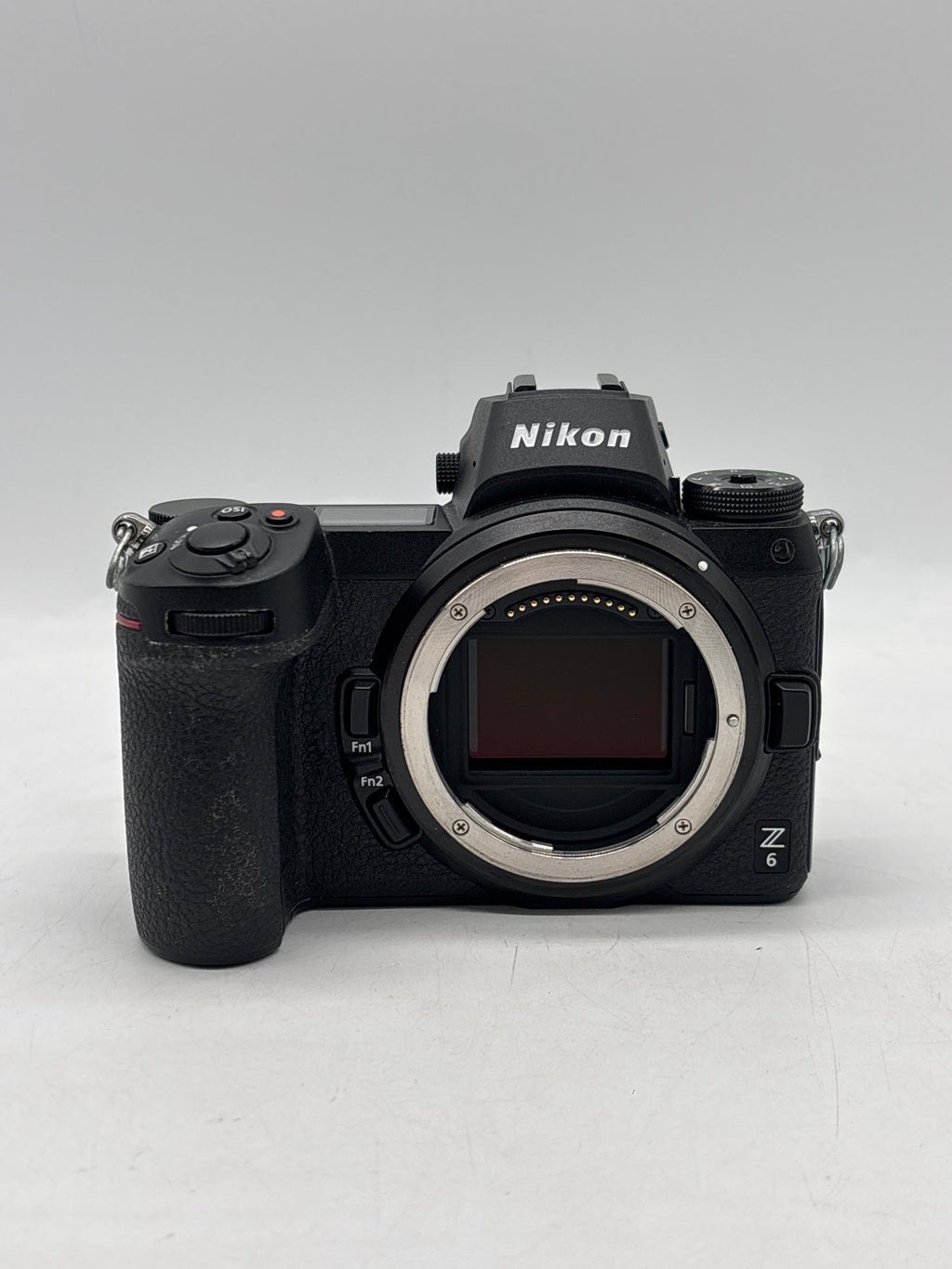 Nikon Z6 Mirrorless w/ NIKKOR Z 24-70mm f/4 S Lens Black - Used