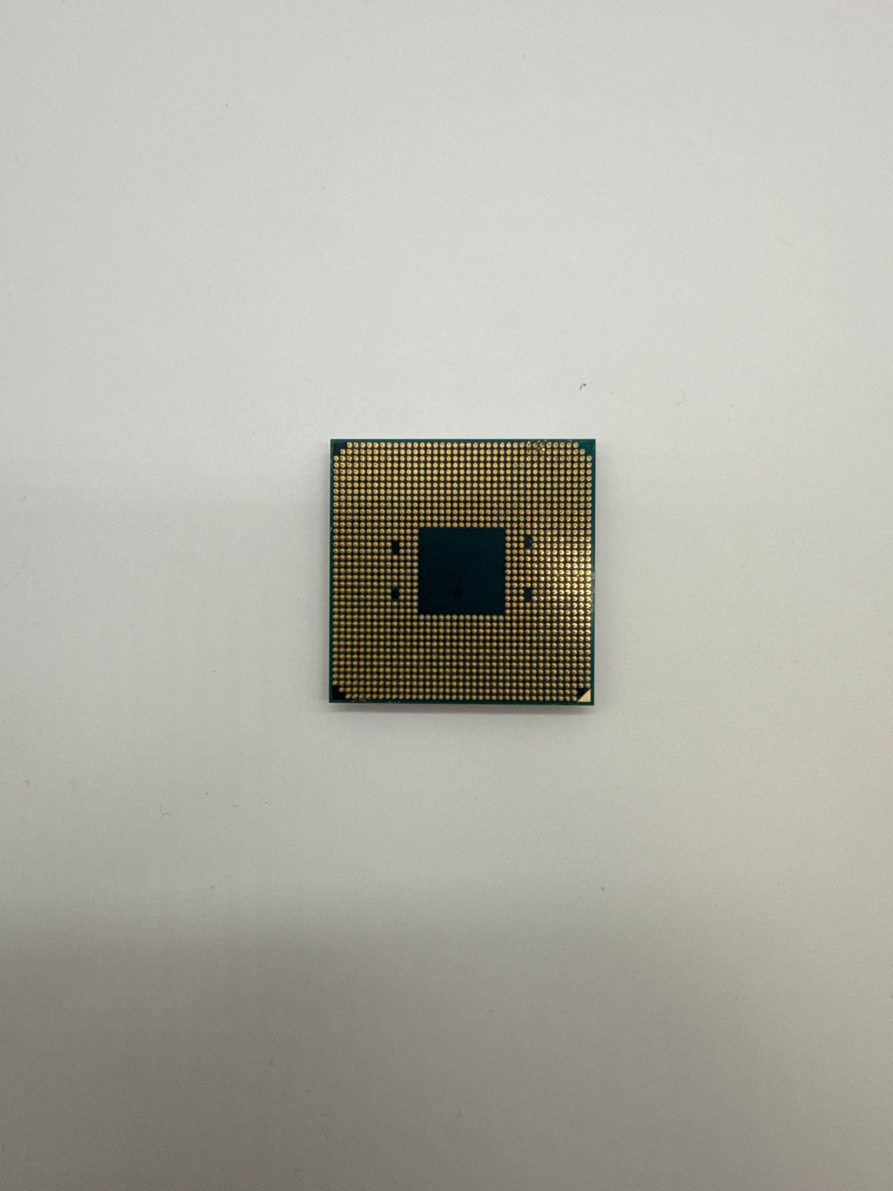 AMD Ryzen 5 2600 3.4 GHz 6-Core Processor