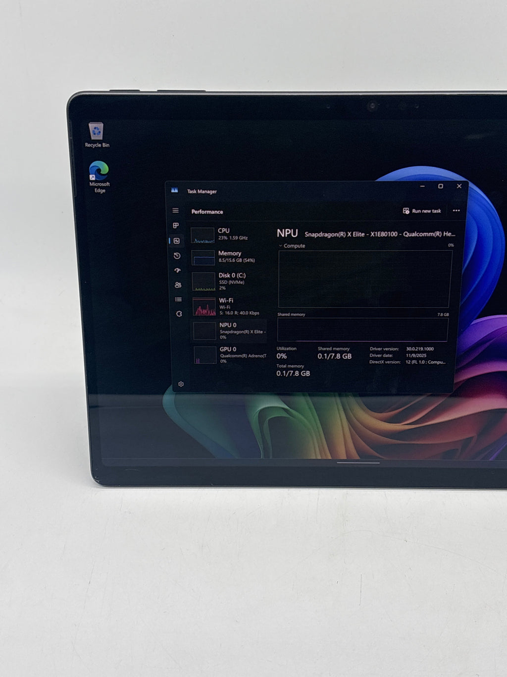 Microsoft 11th Edition 2076 Snapdragon X12 Core 16GB RAM 512GB SSD - Cracked Screen