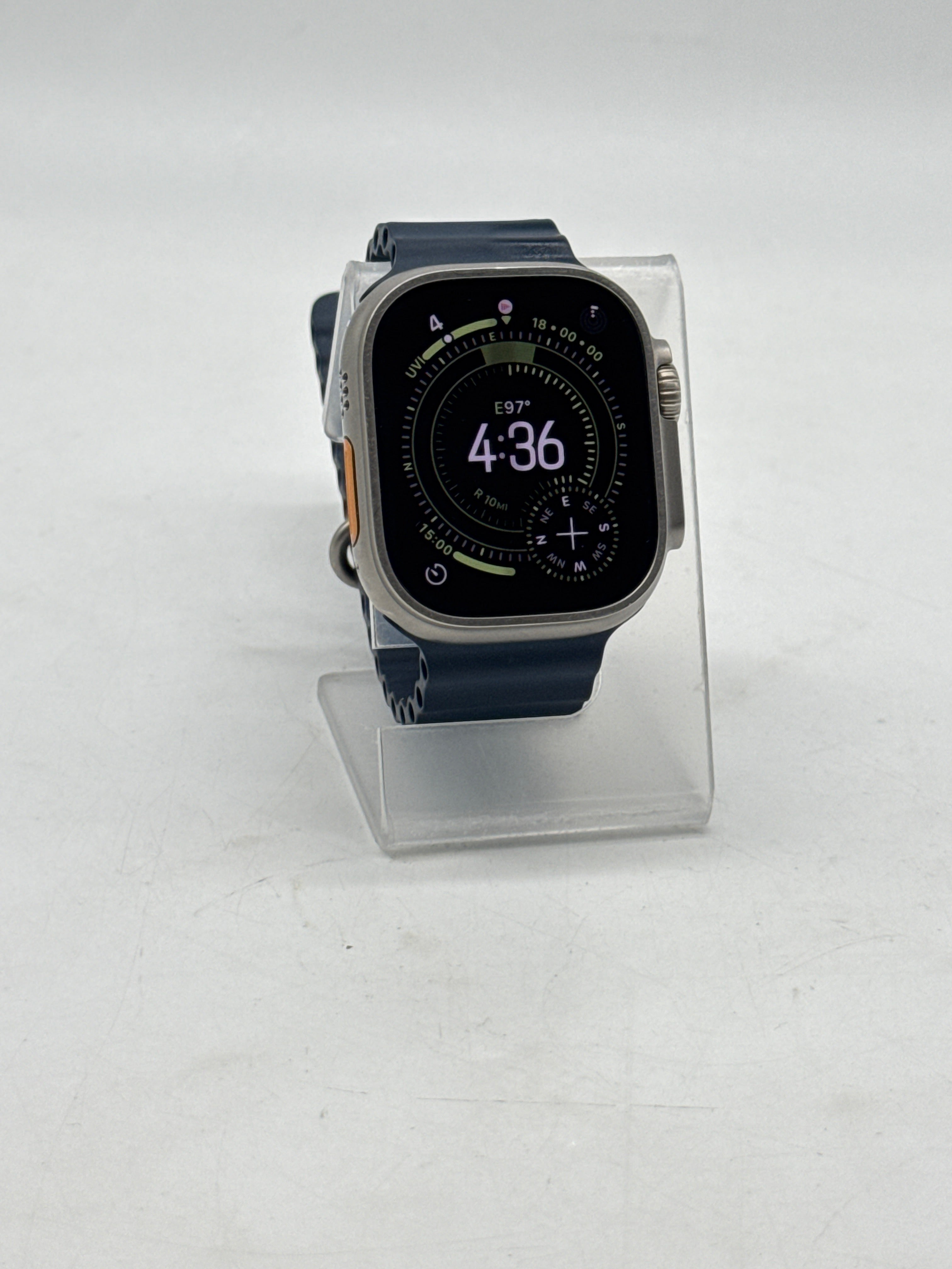 Apple Watch Ultra 2 A2986 49mm Titanium GPS + Cellular - Used