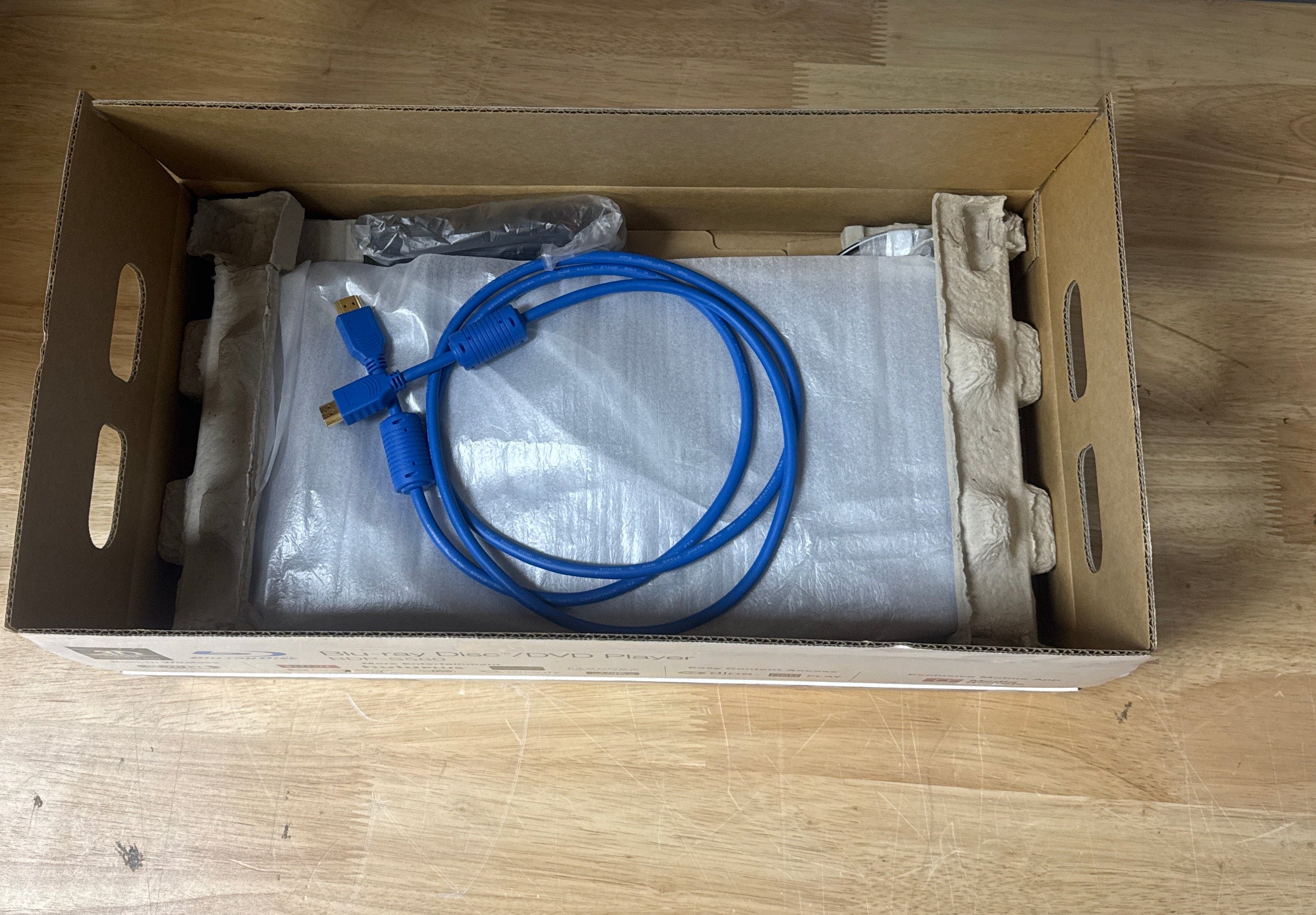 Sony BDP-S580 Blu-ray DVD Player - New In Box