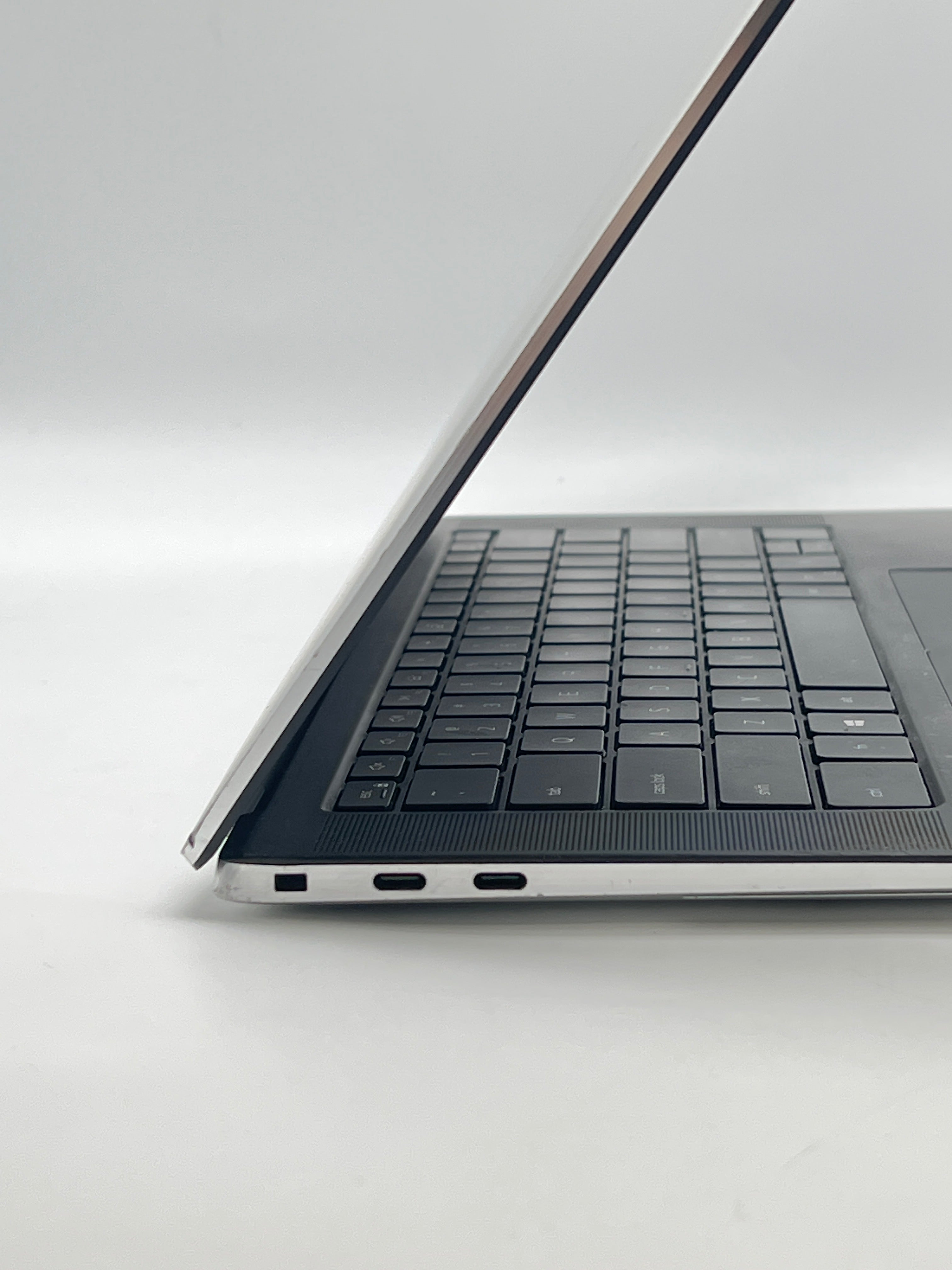 Dell XPS 15 9500 i7-10750H 16GB RAM 512GB SSD Gray - Used