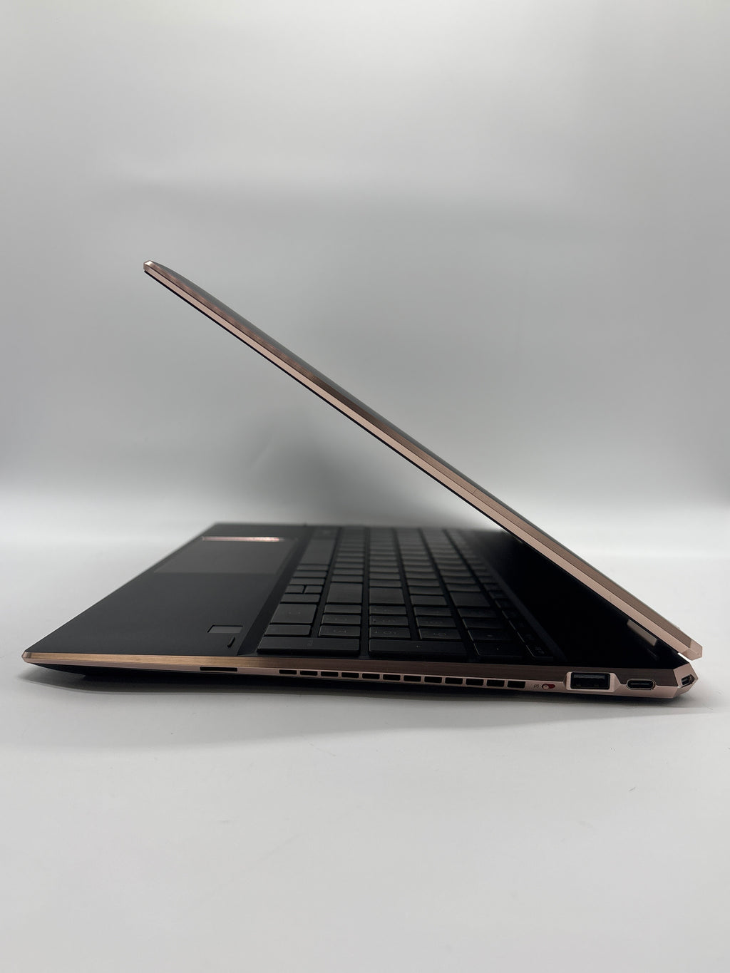 HP Spectre X360 15-eb1043dx i7-1165G7 16GB RAM 512GB SSD - For Parts (No Battery)